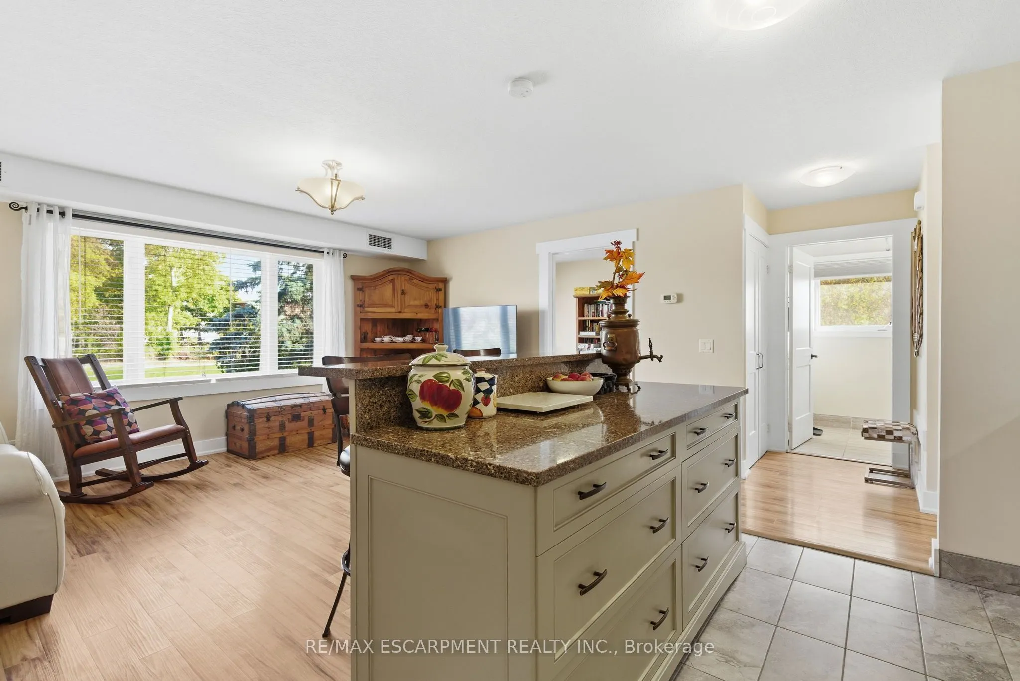 111 SMITS COVE #302