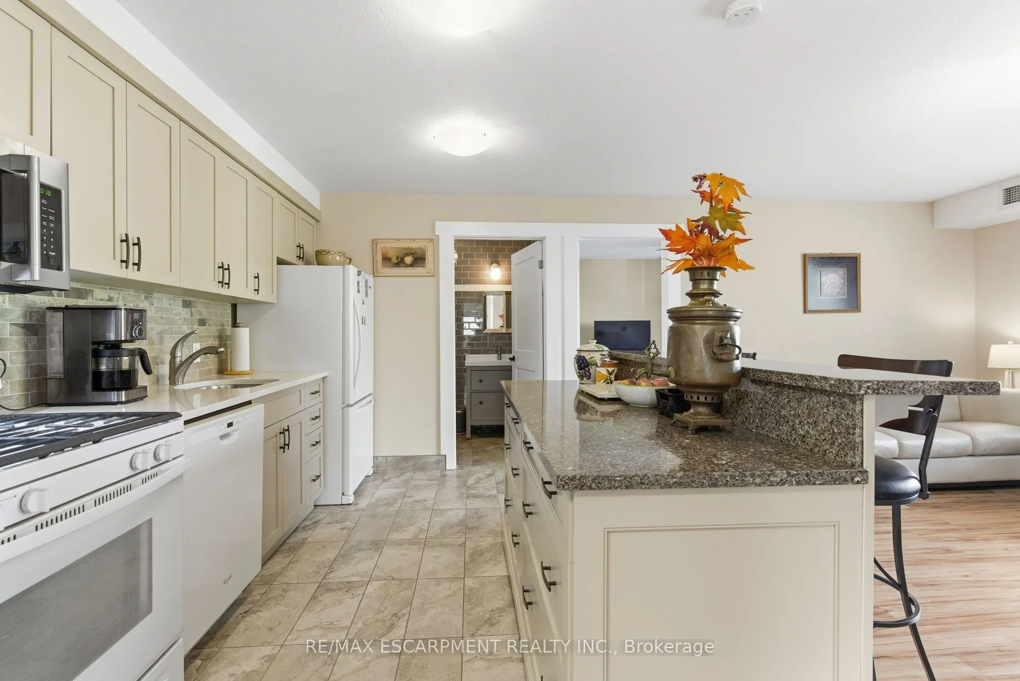 111 SMITS COVE #302