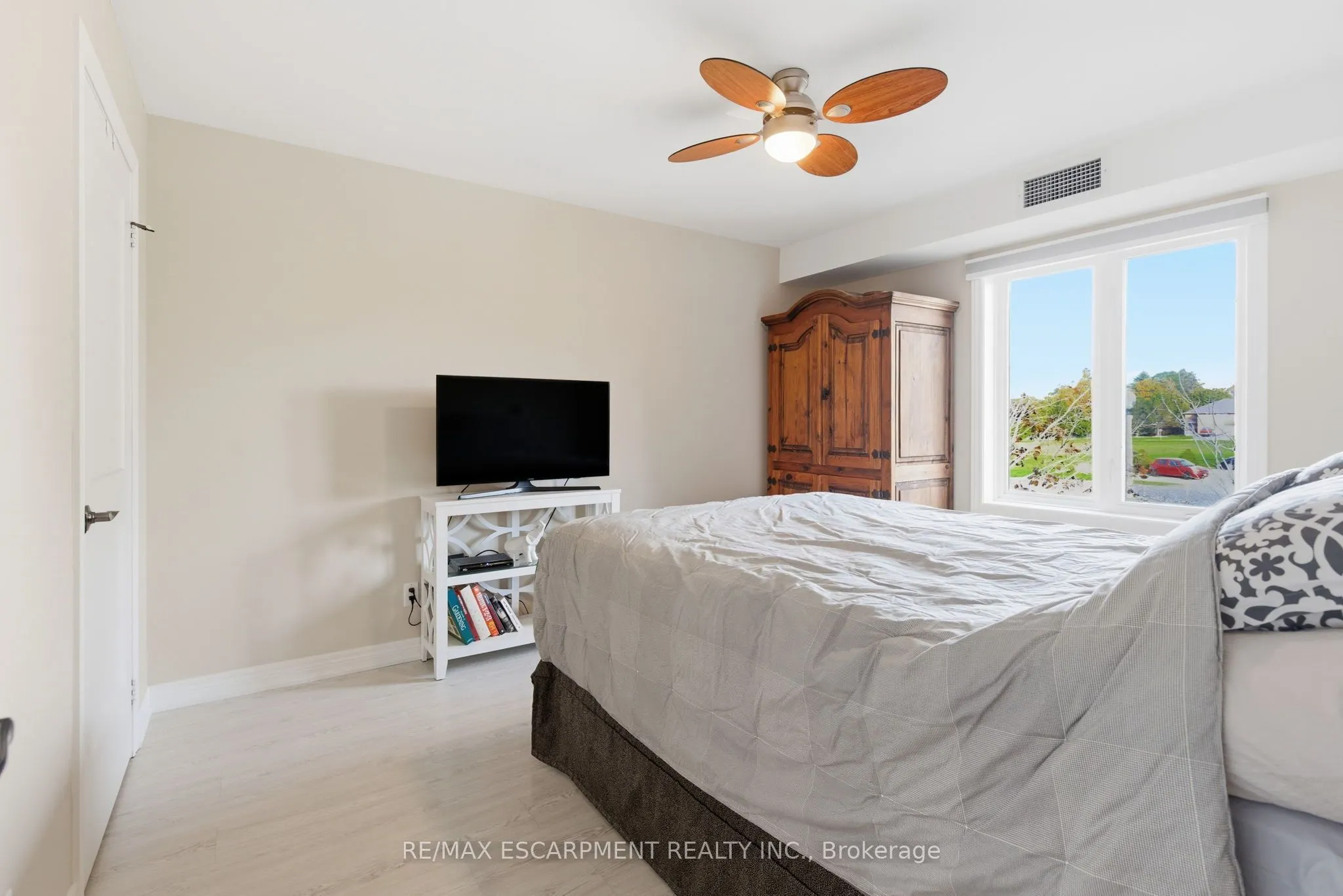 111 SMITS COVE #302