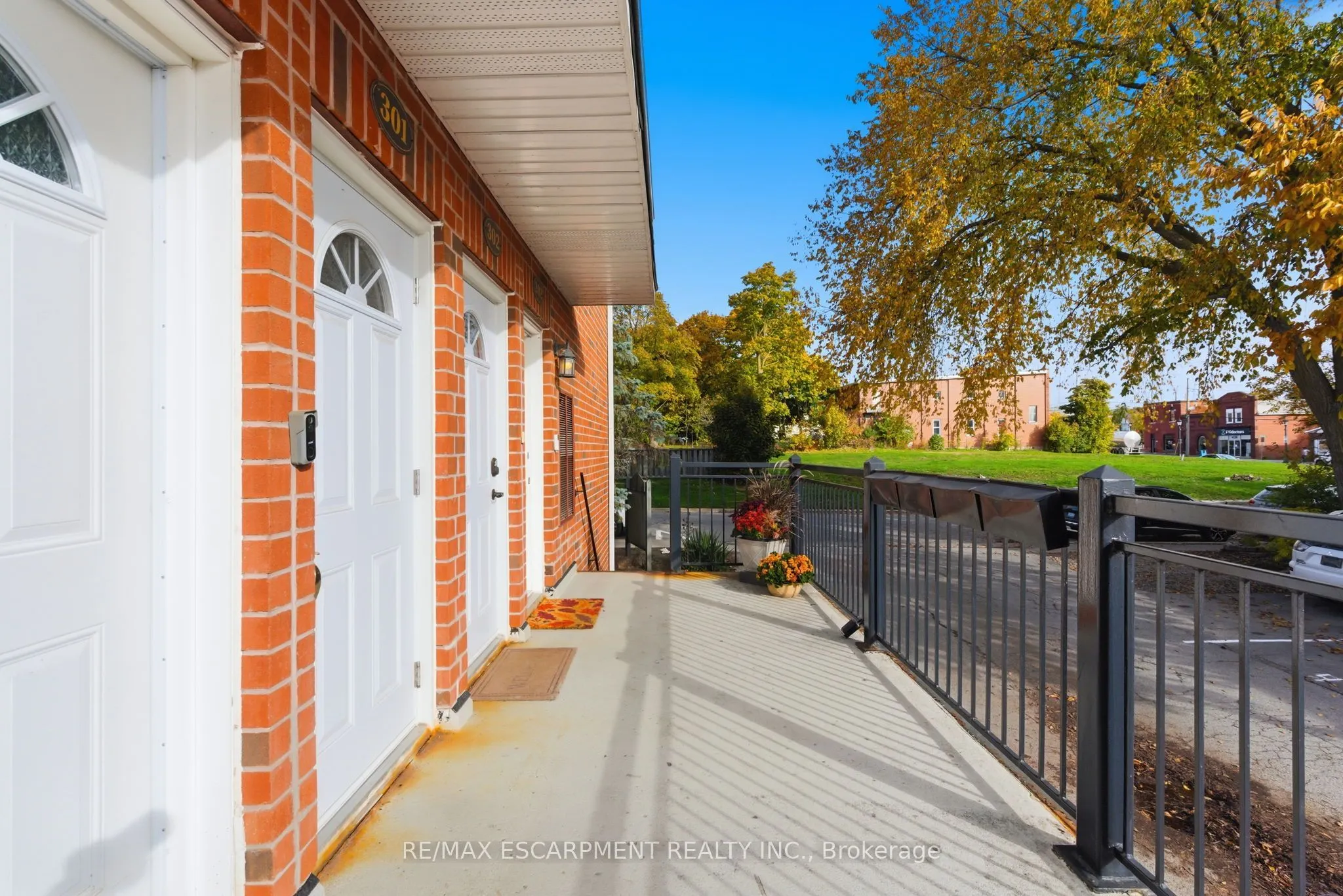 111 SMITS COVE #302