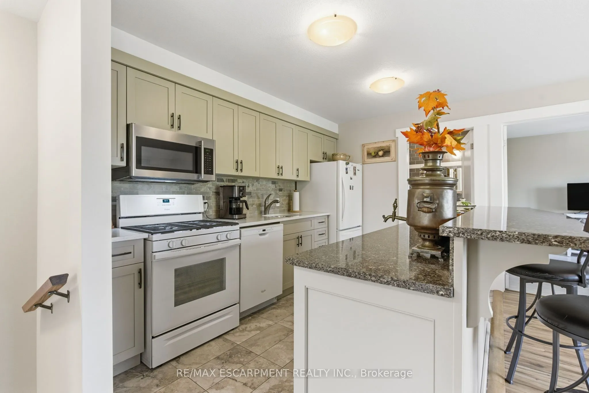111 SMITS COVE #302