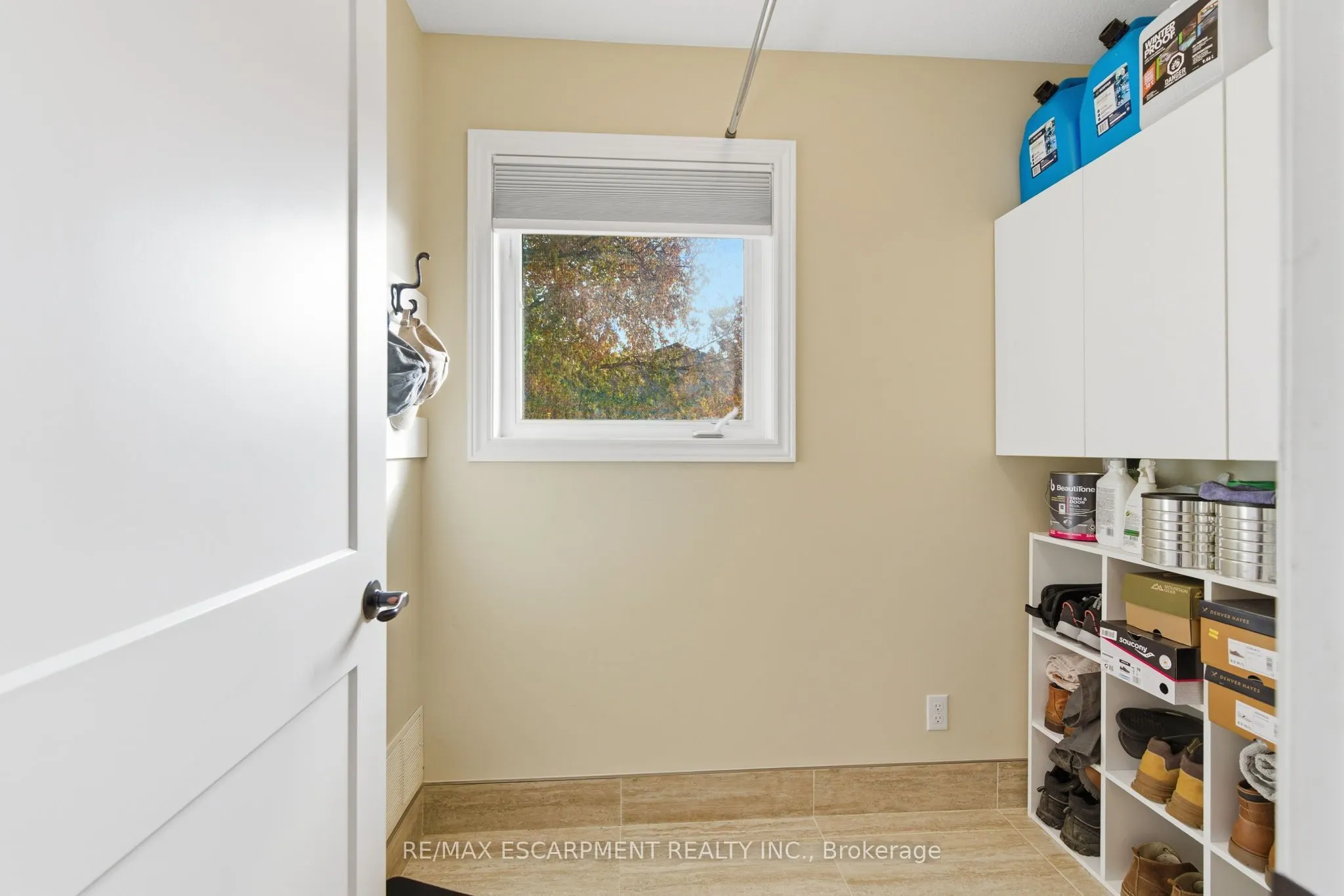 111 SMITS COVE #302