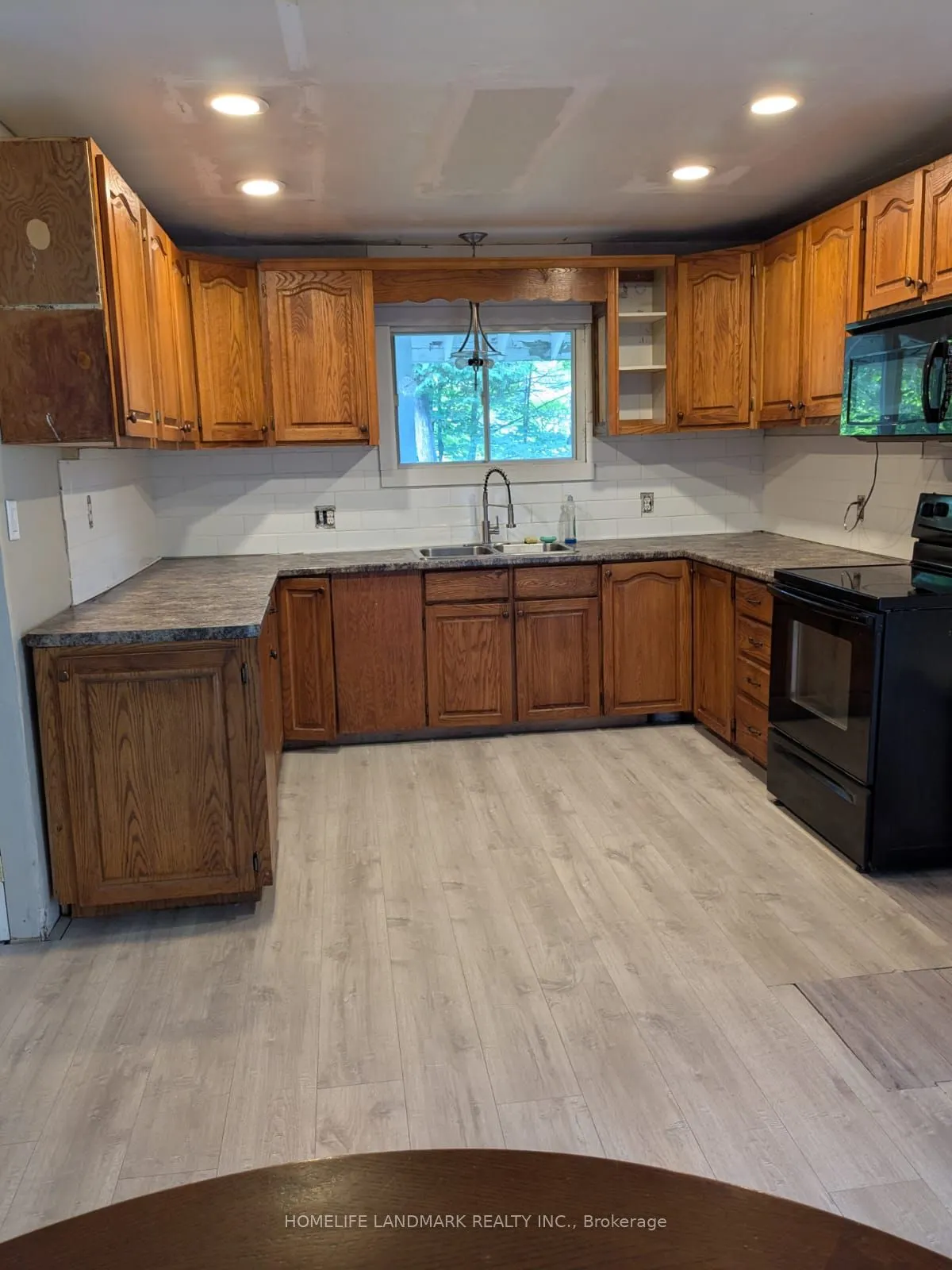 12170 Highway 35