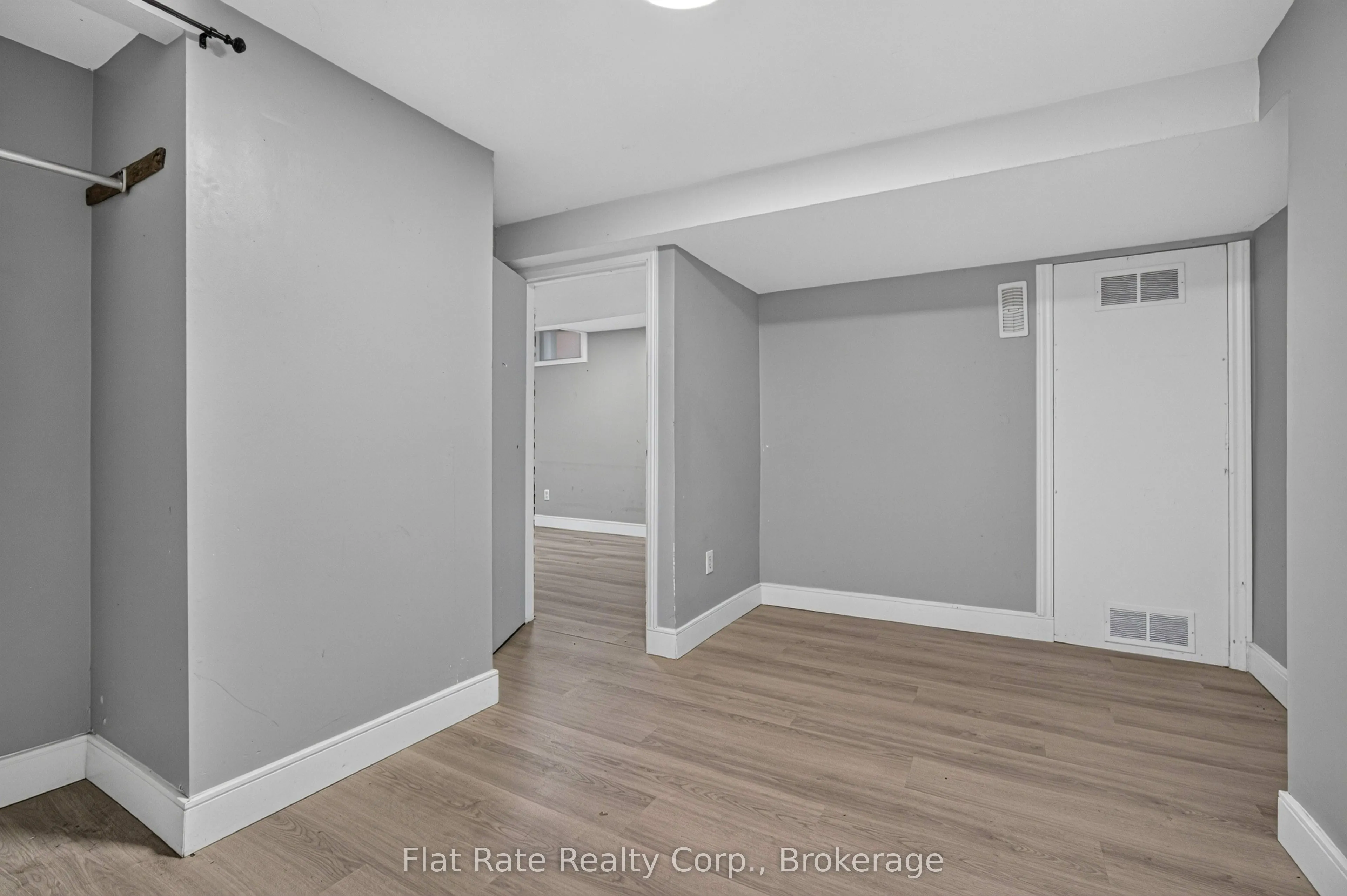 660 George Street N ##3