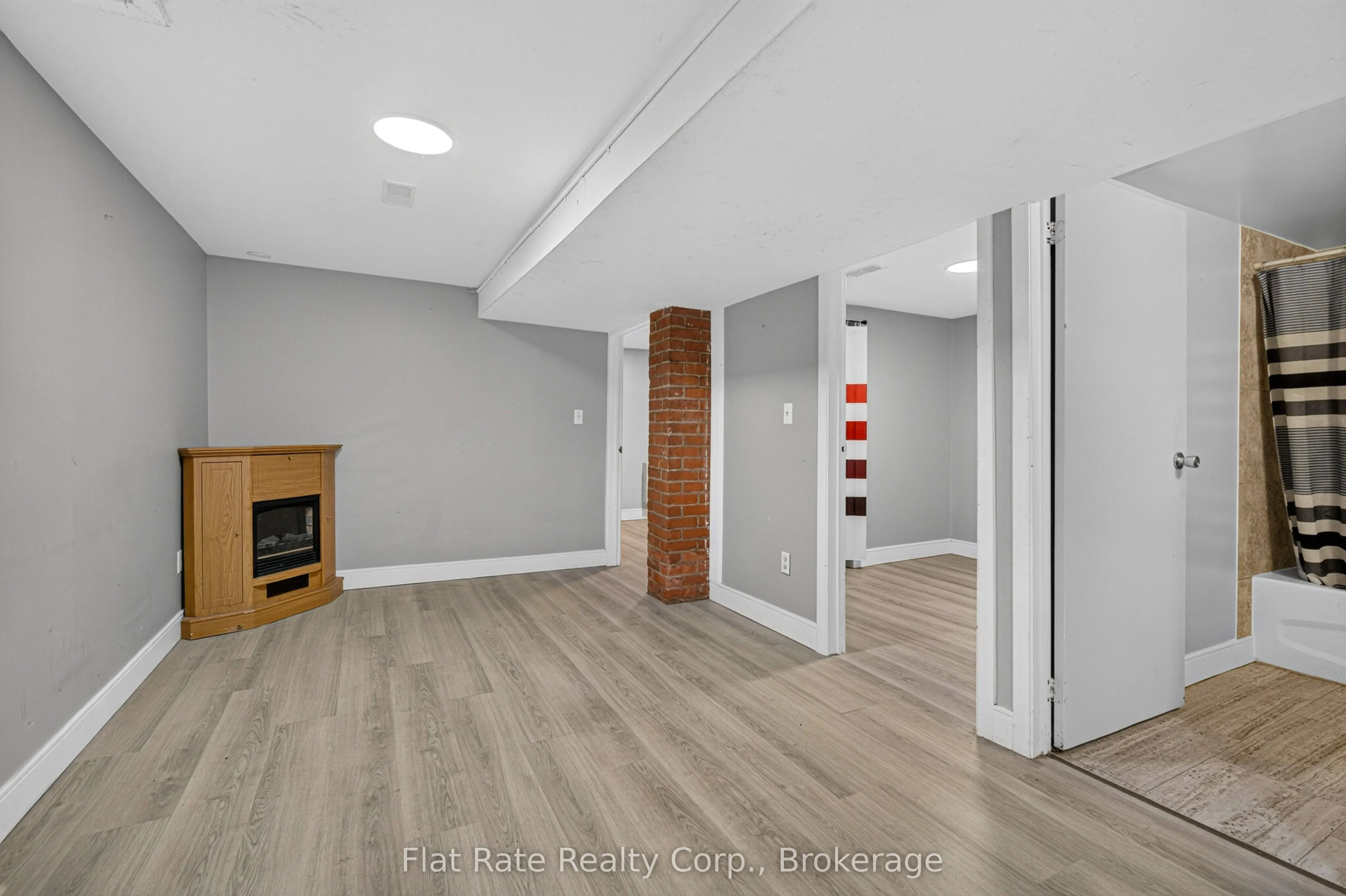 660 George Street N ##3