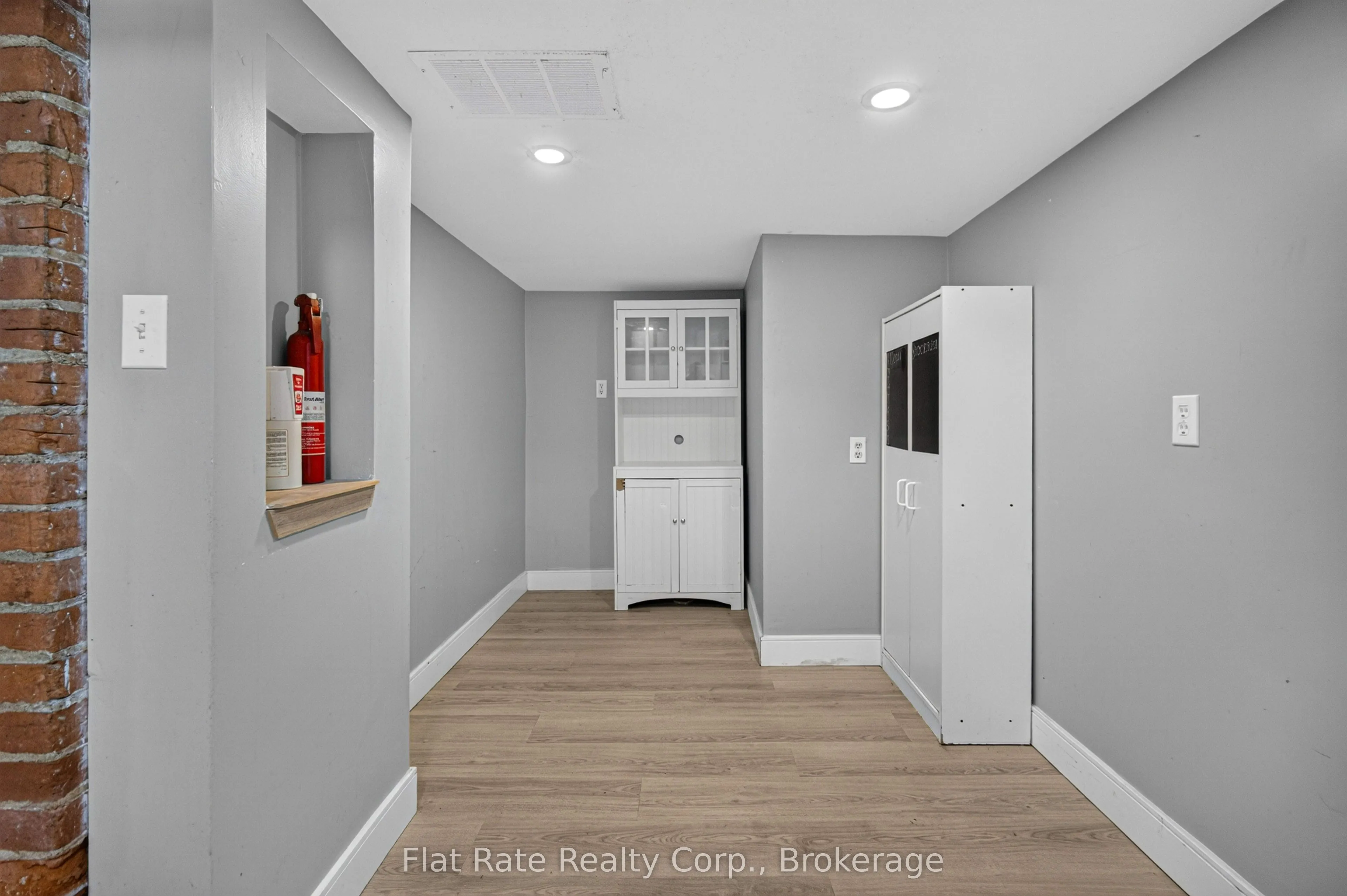 660 George Street N ##3