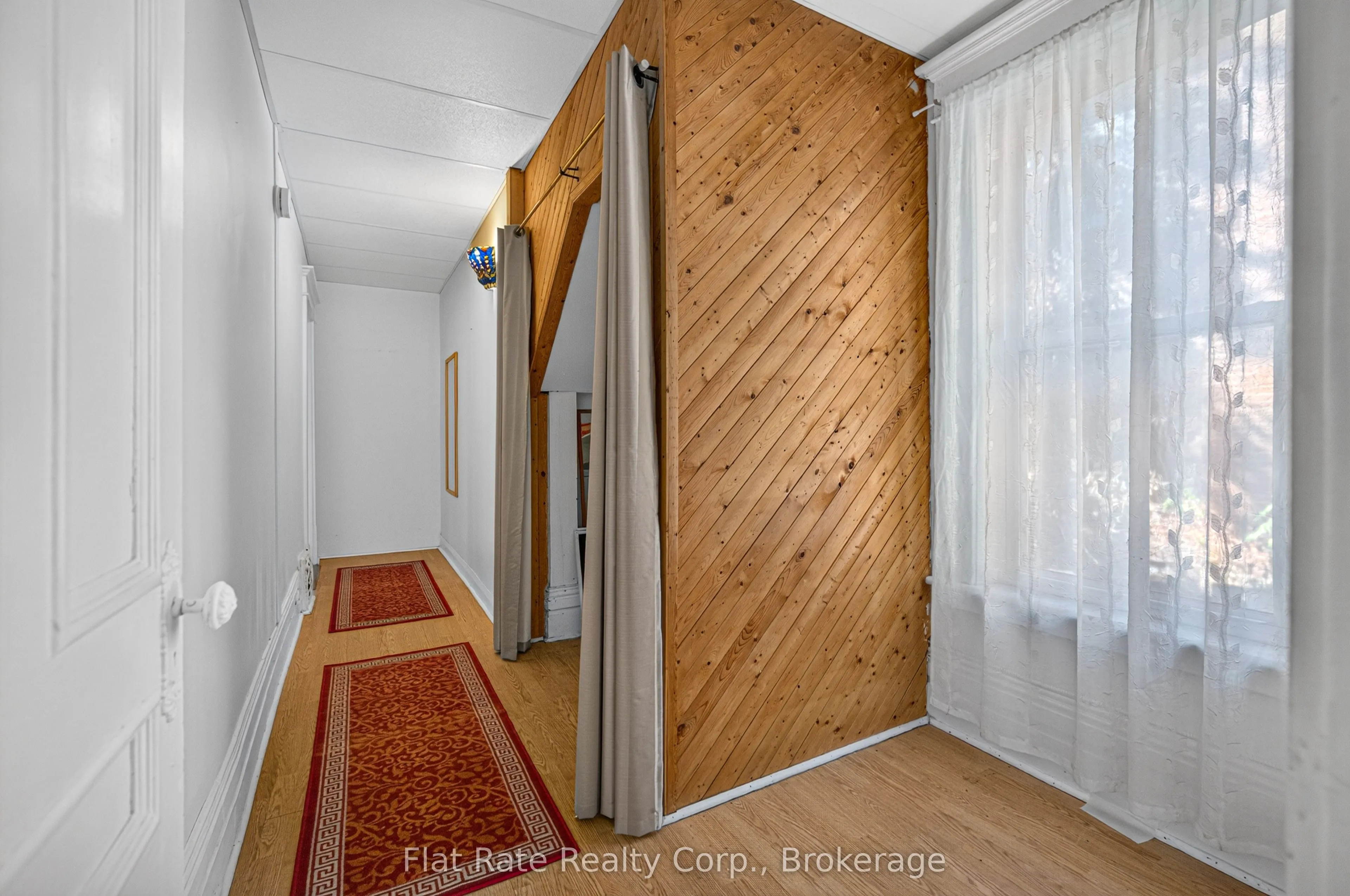 660 George Street N ##2