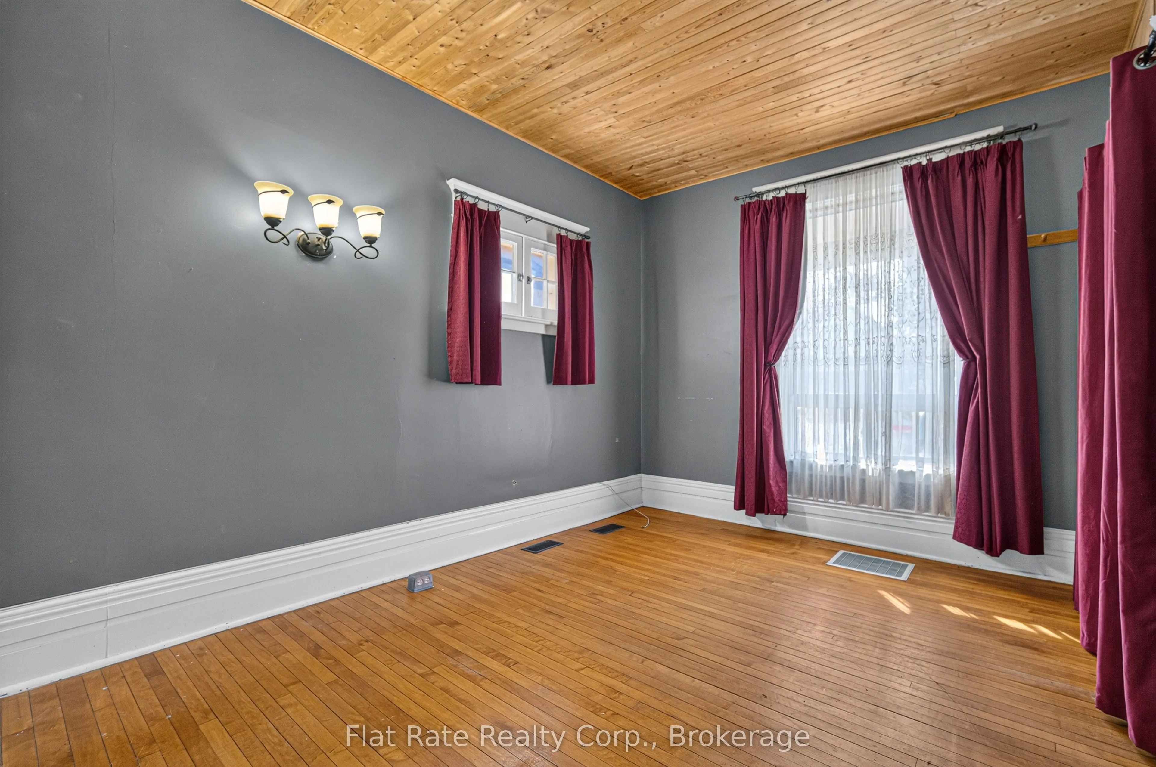 660 George Street N ##2