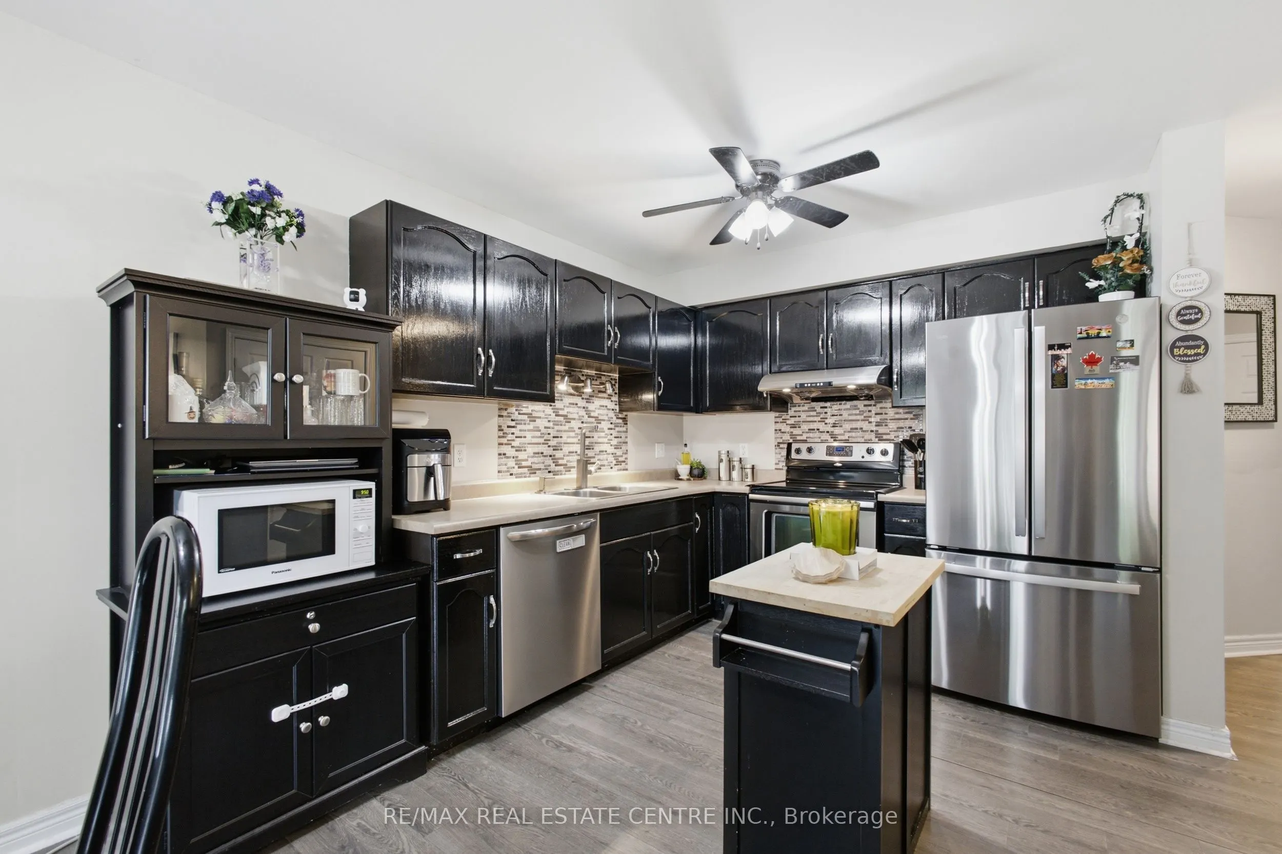 801 Hunters Gate Crescent