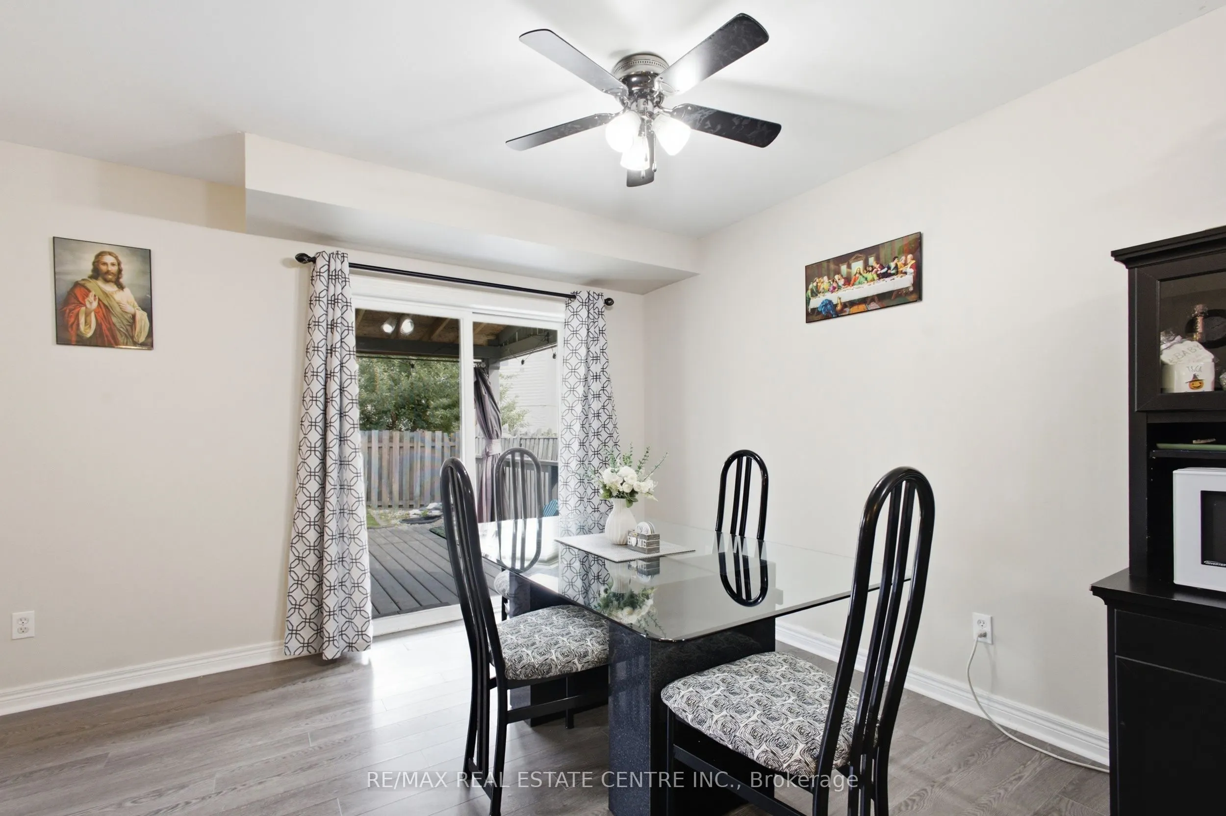 801 Hunters Gate Crescent