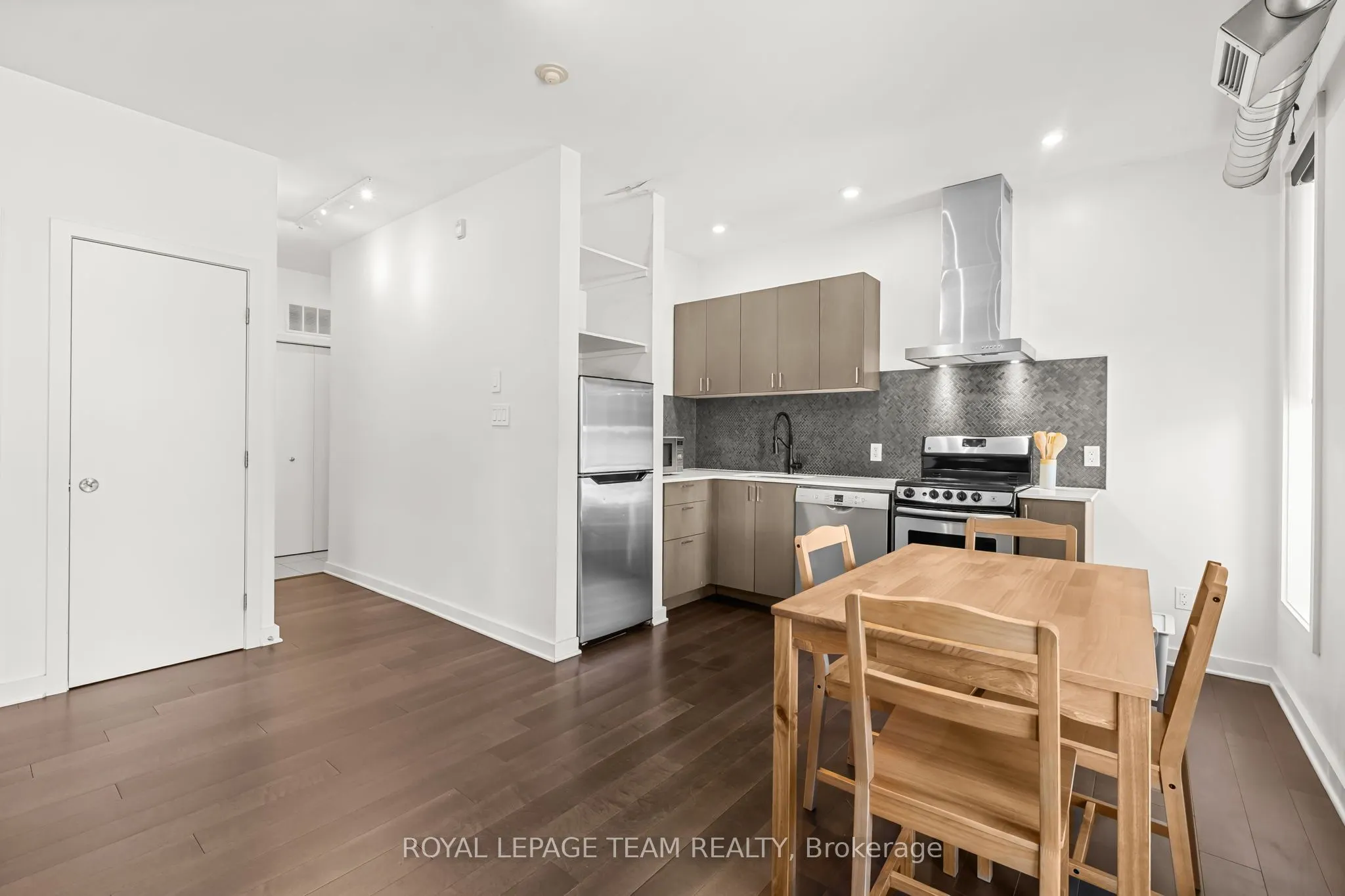 1308 Thames Street #301