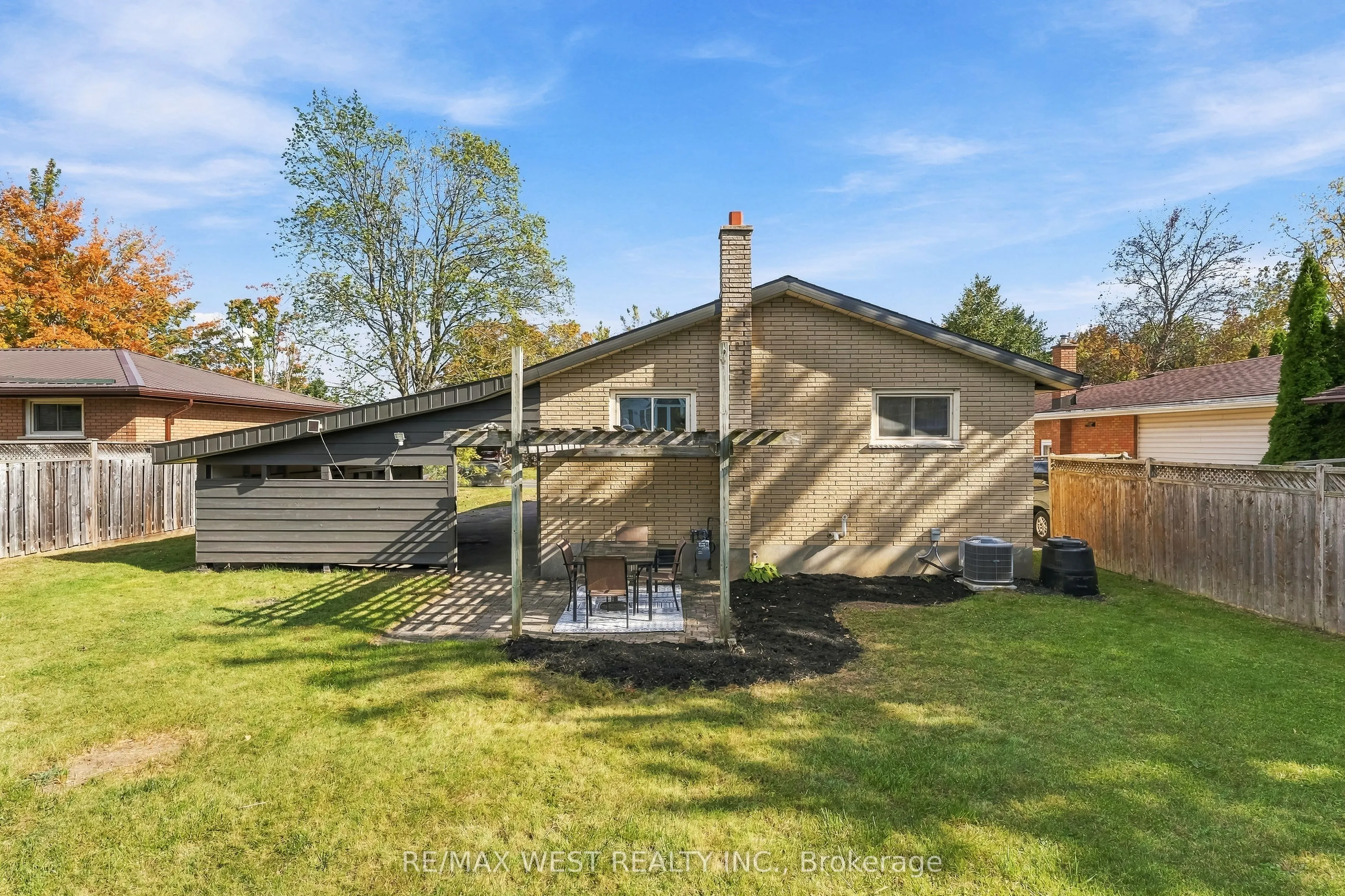 1271 Franklin Drive