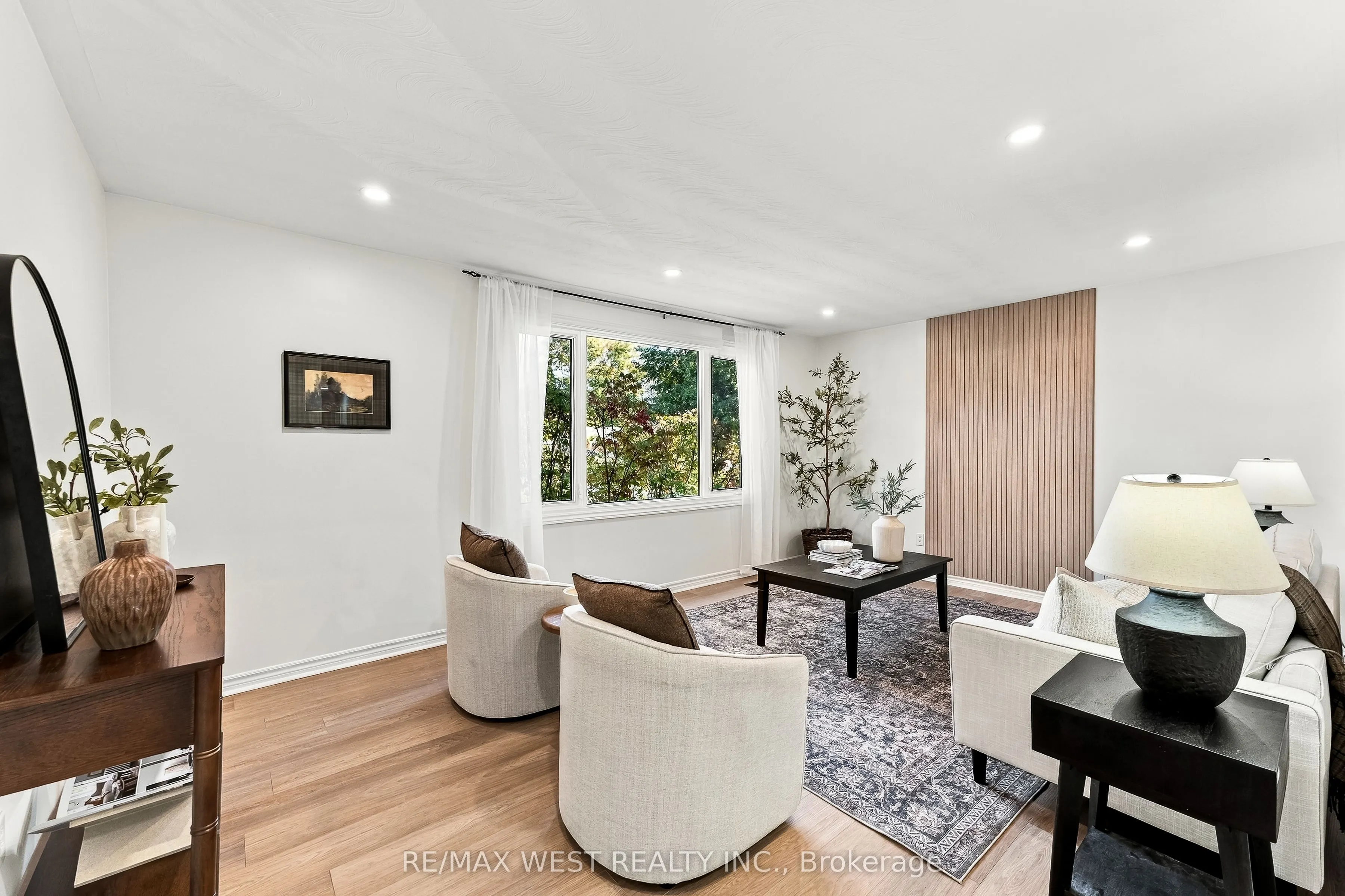 1271 Franklin Drive