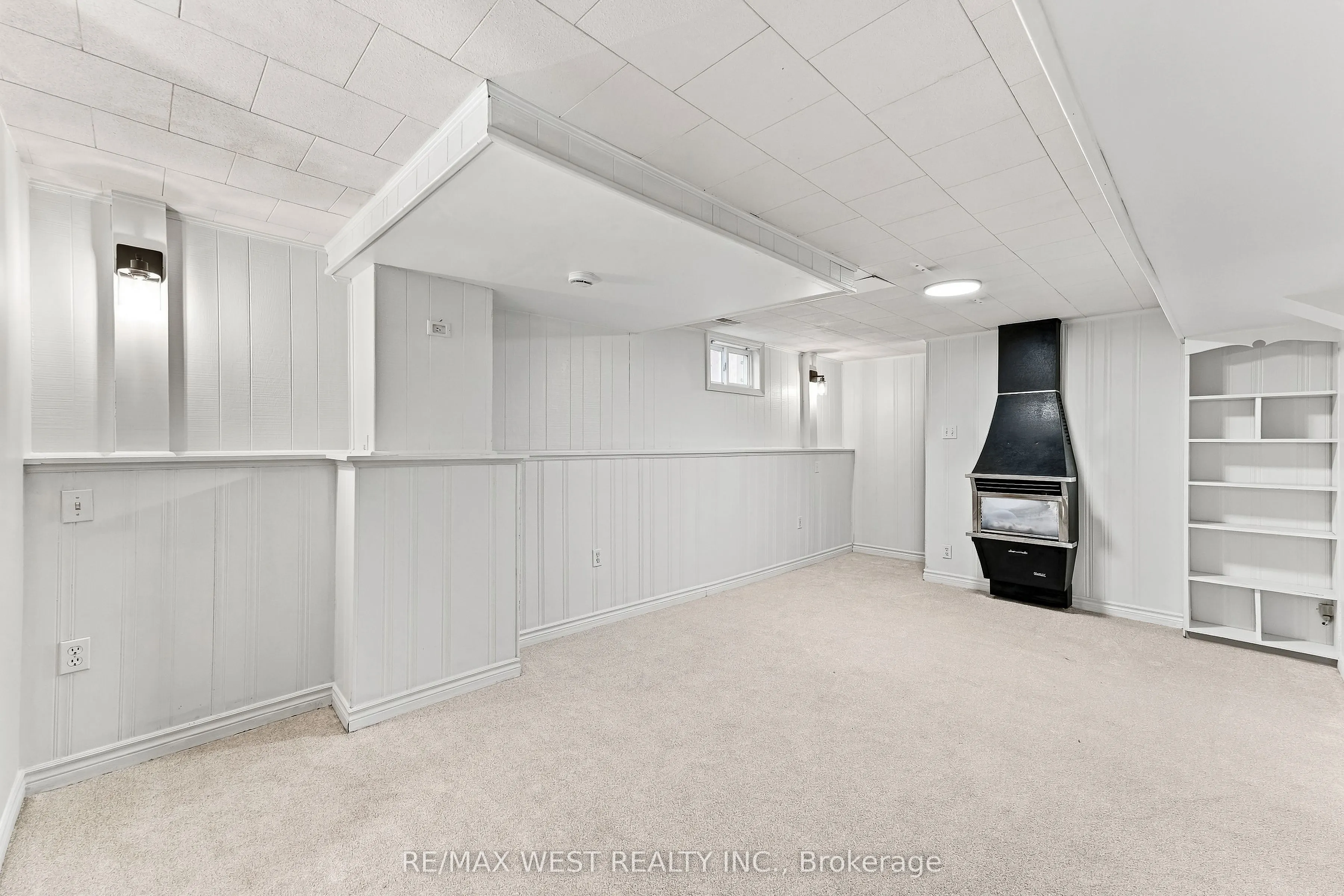 1271 Franklin Drive
