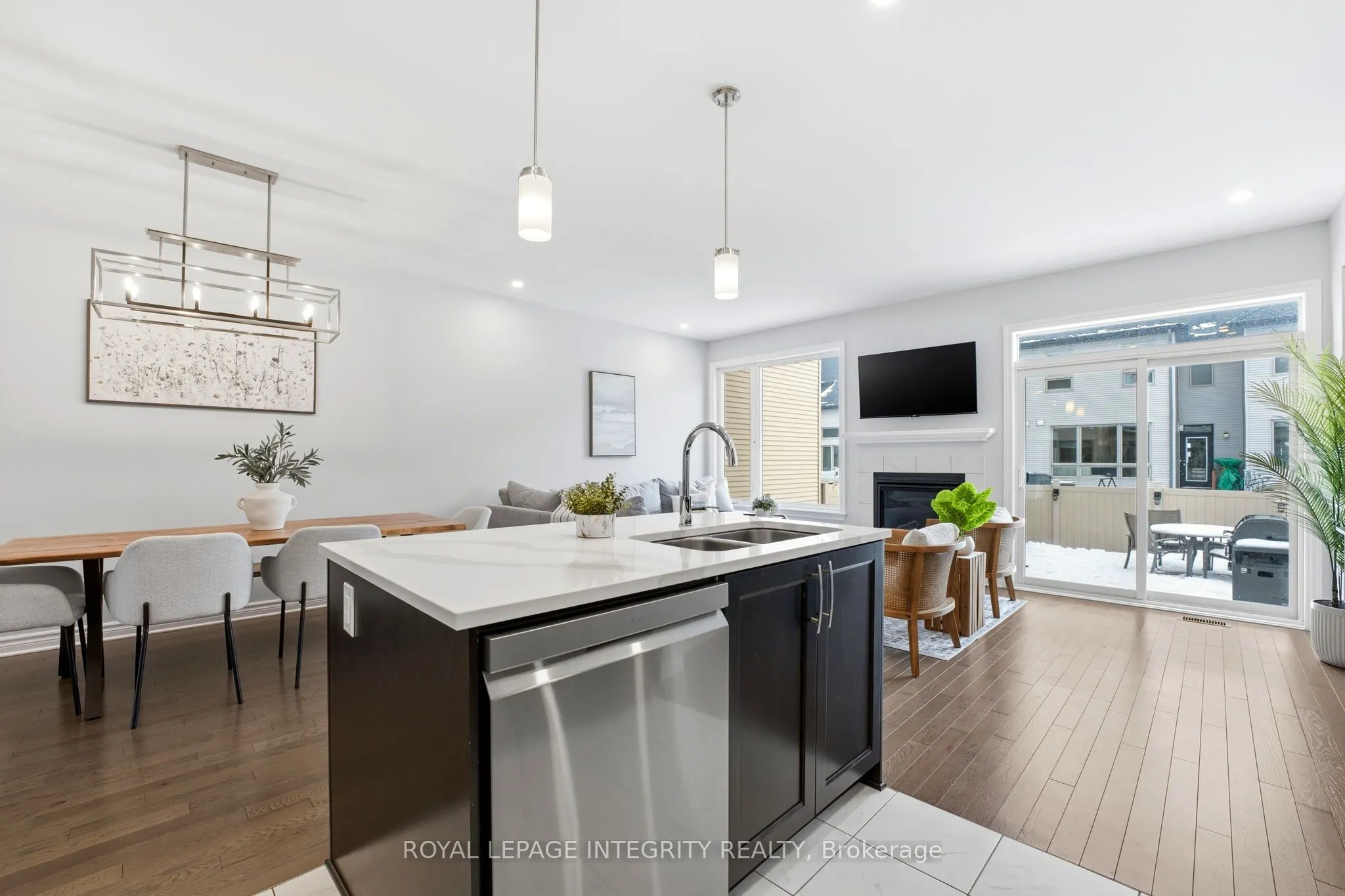 13 Brixton Way