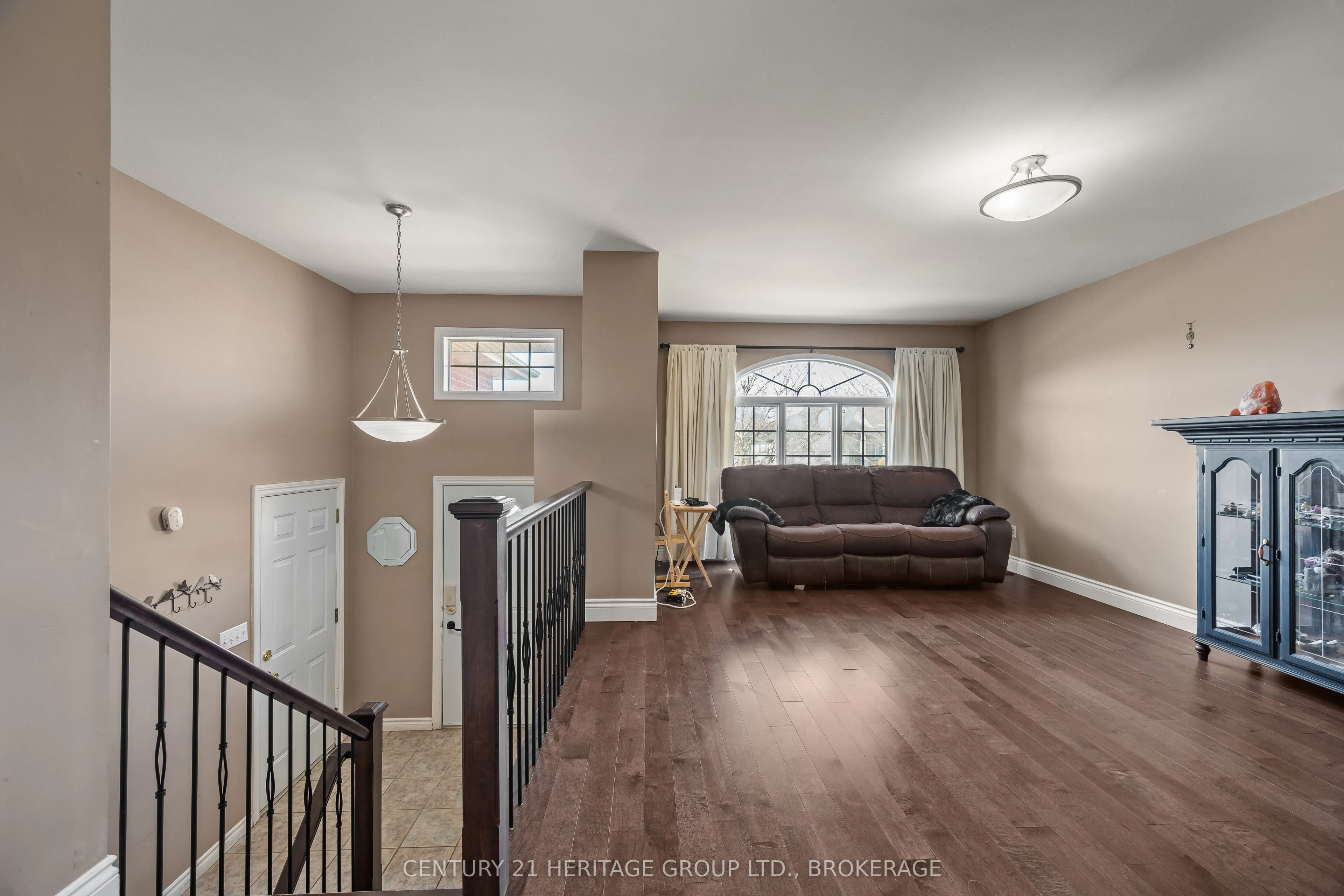 79 SPEERS Boulevard