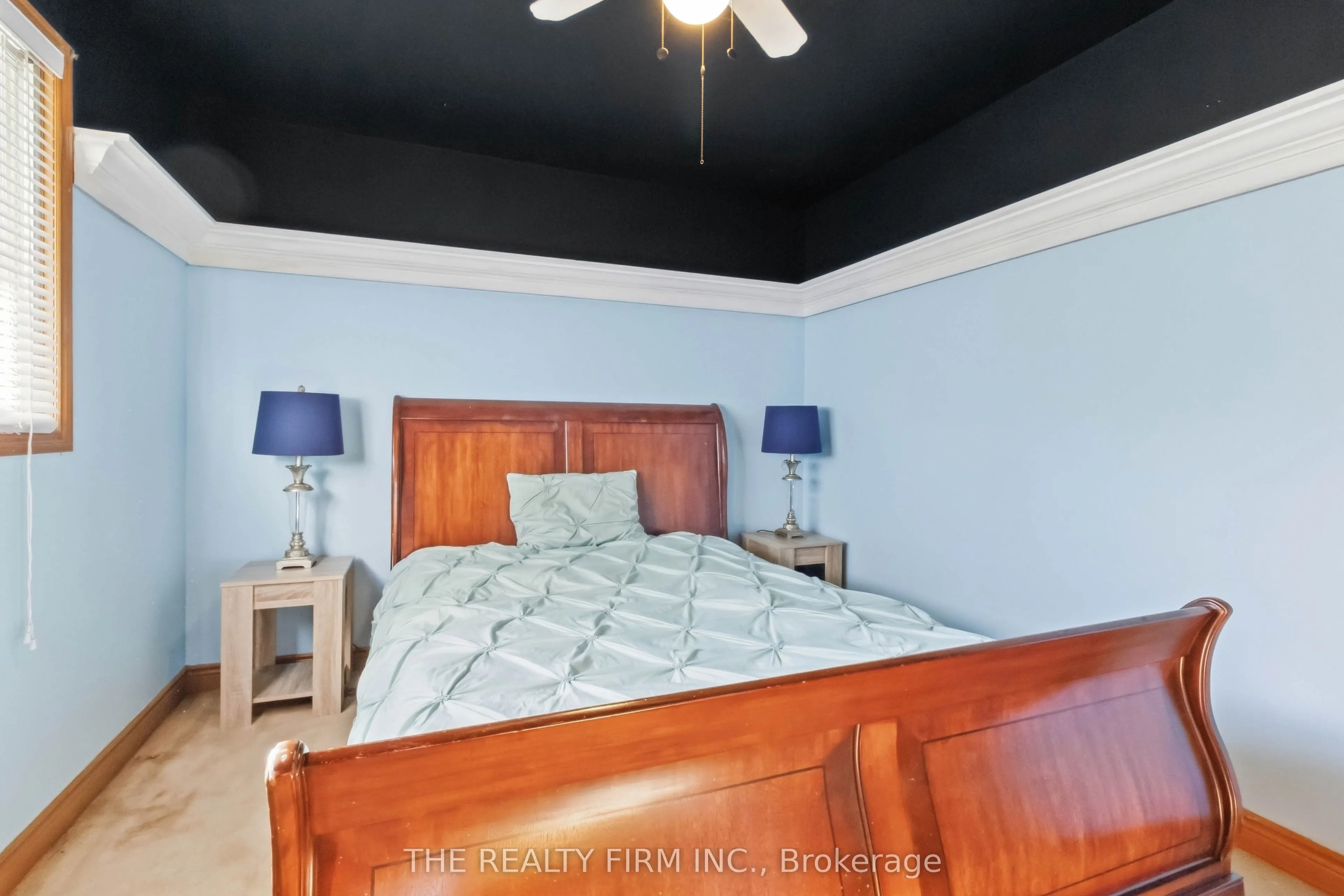 1132 Iroquois Crescent
