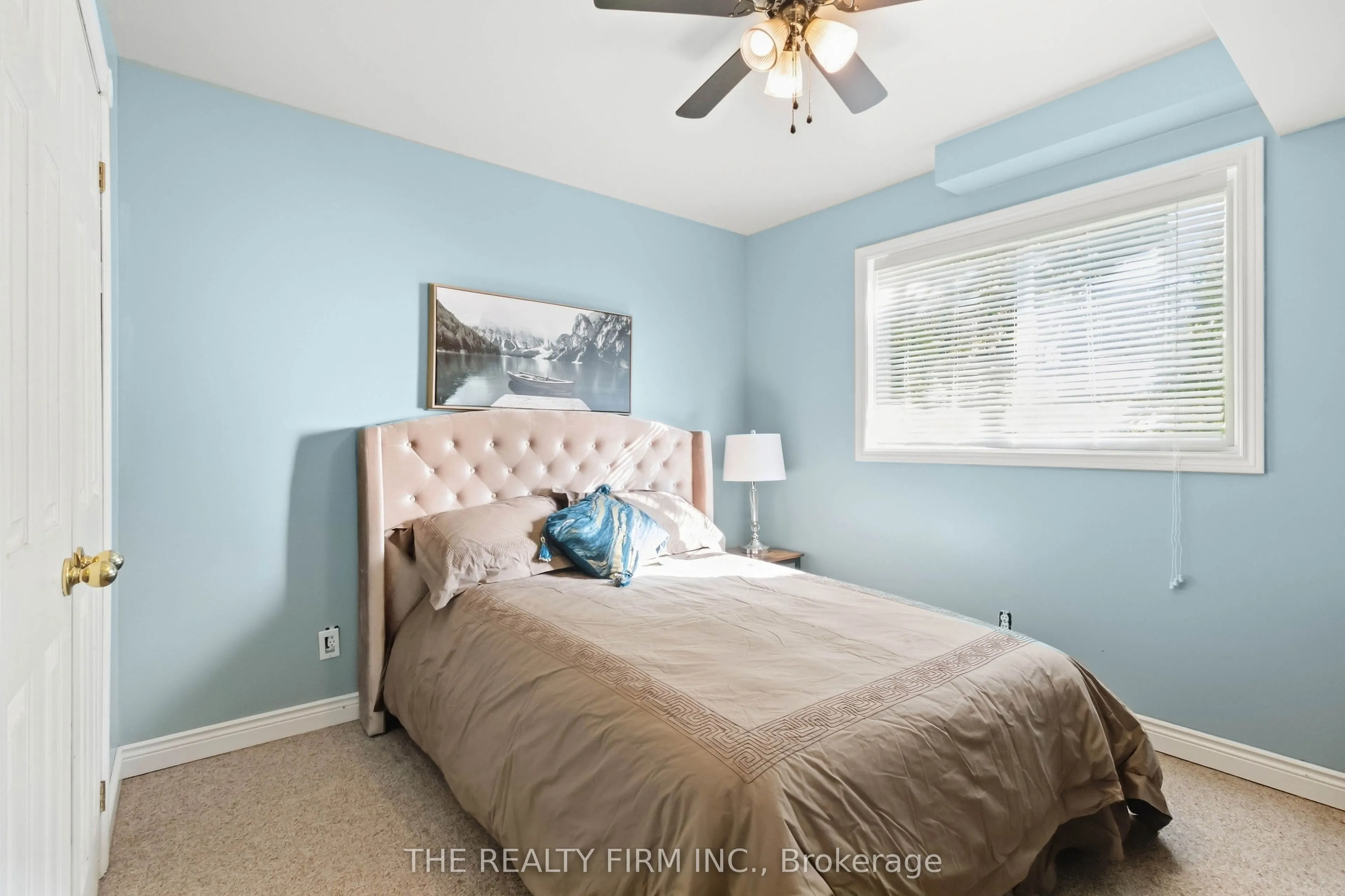 1132 Iroquois Crescent