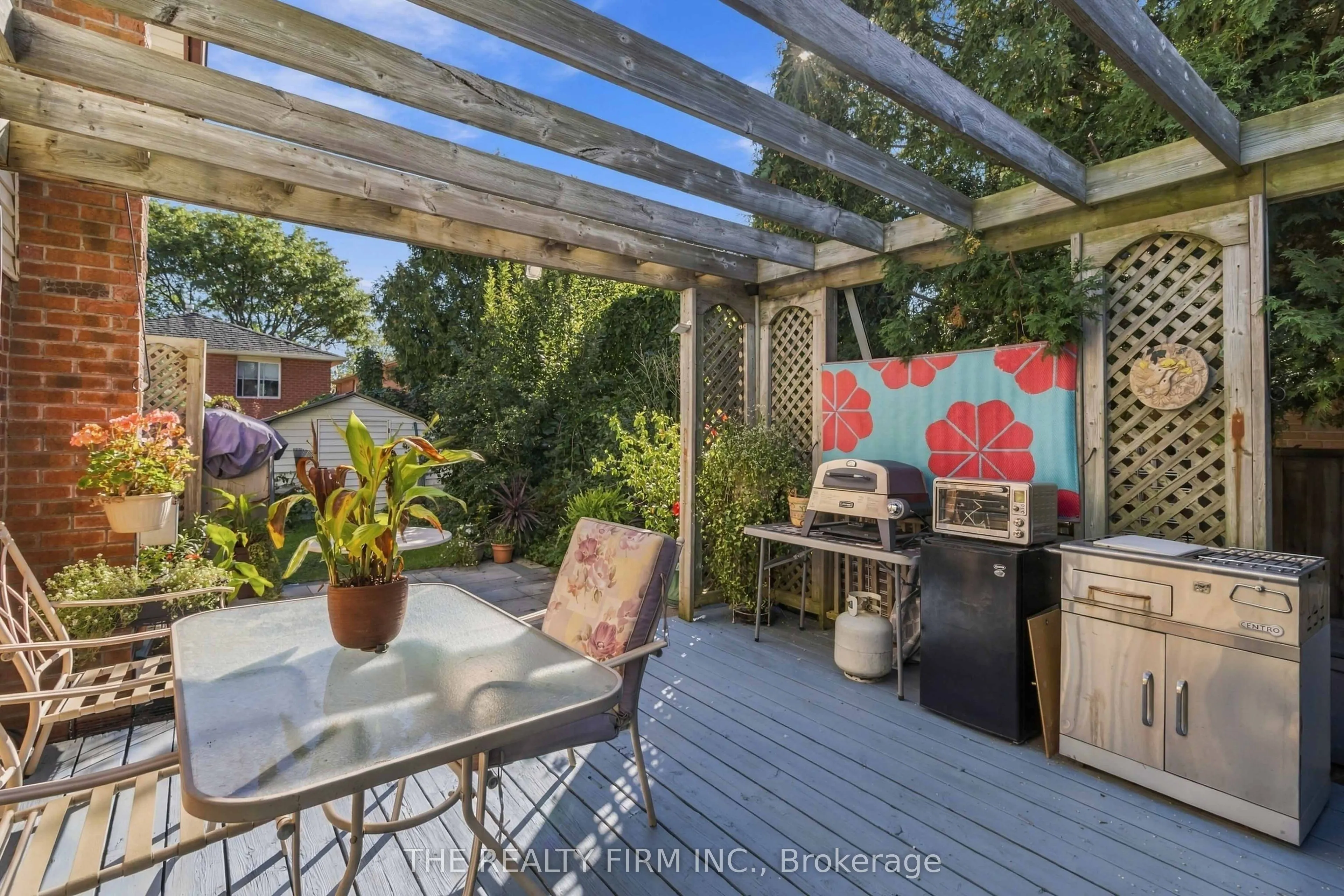 1132 Iroquois Crescent