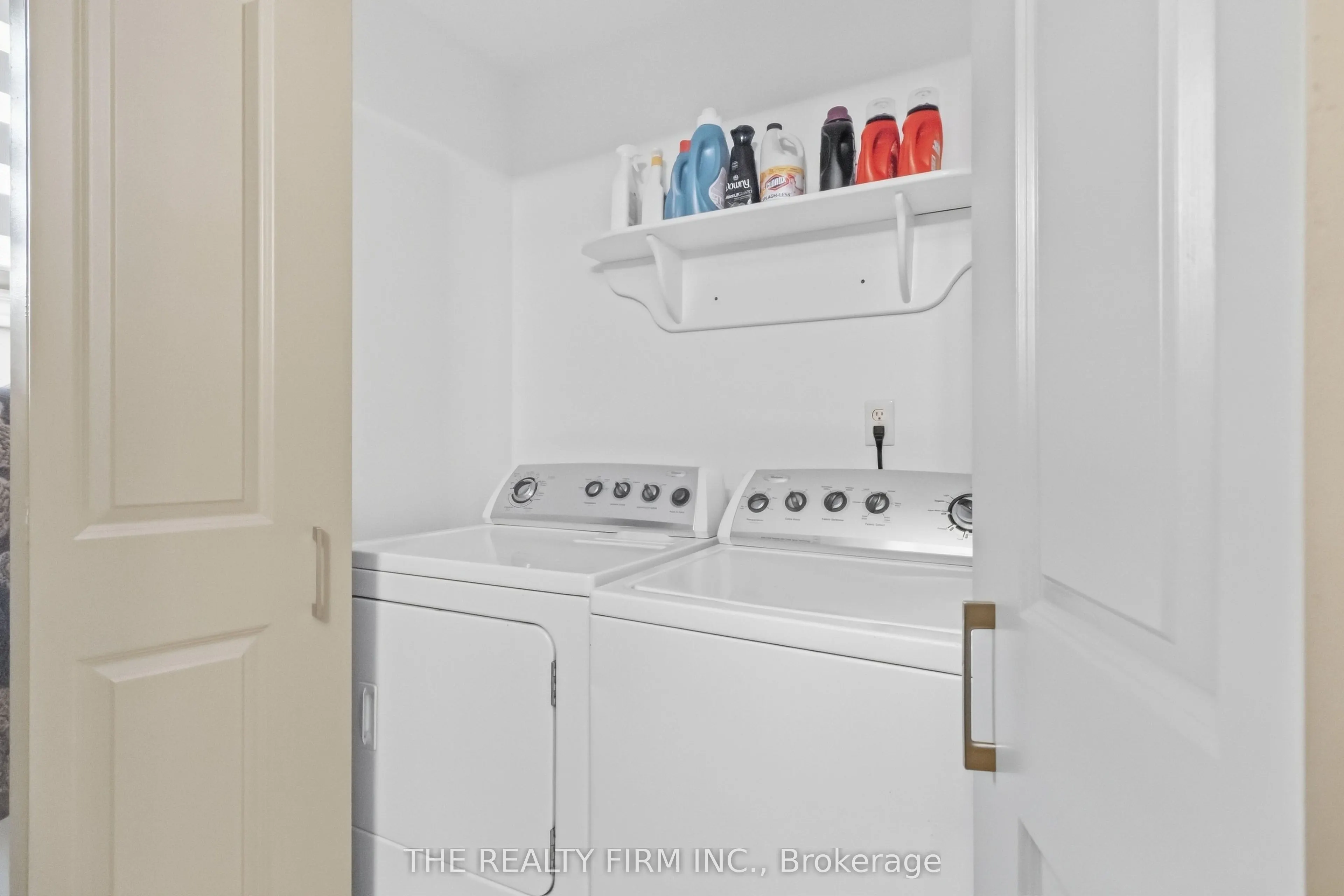 1132 Iroquois Crescent