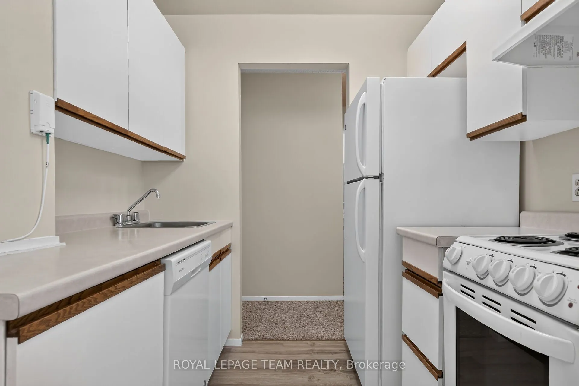 2 Charlotte Place #21