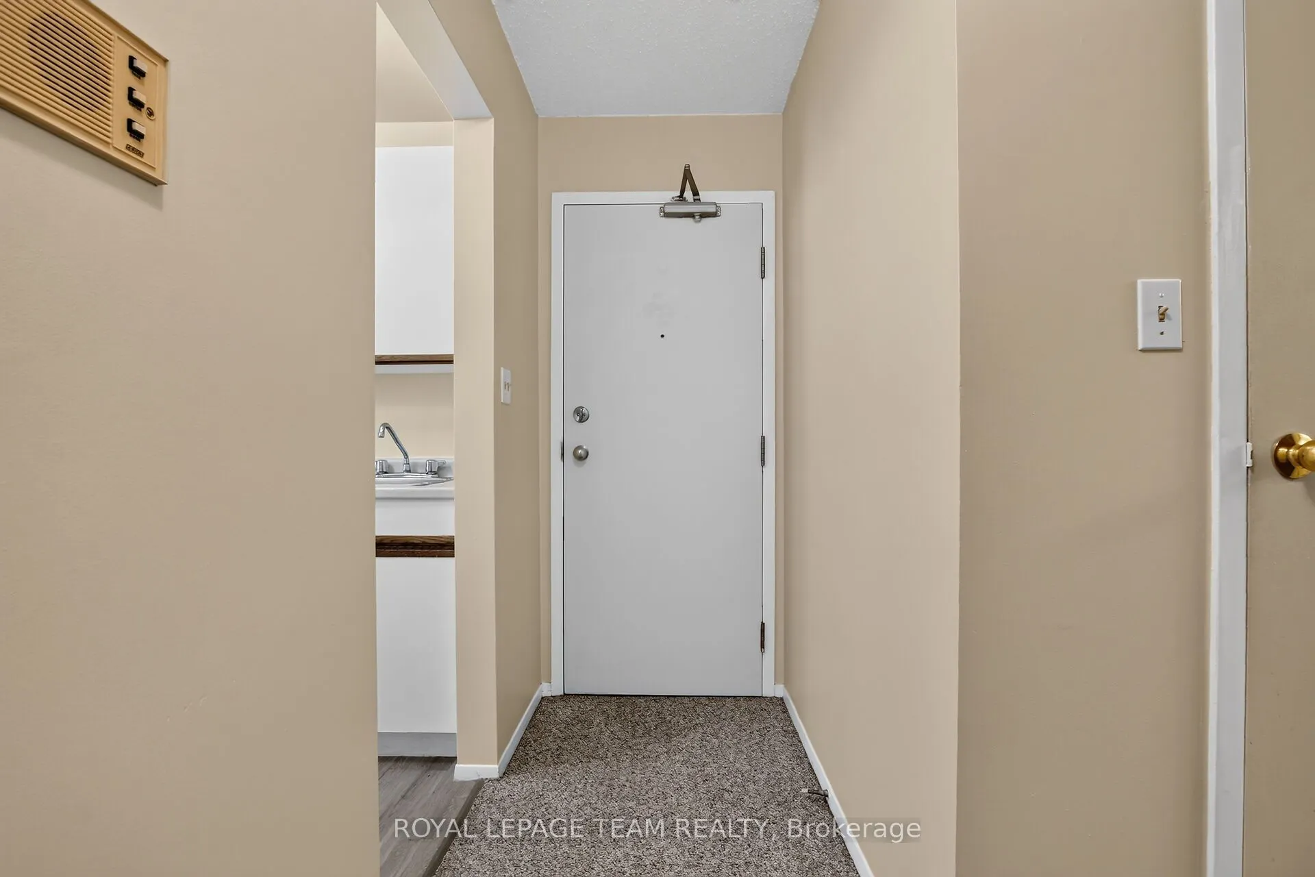 2 Charlotte Place #21