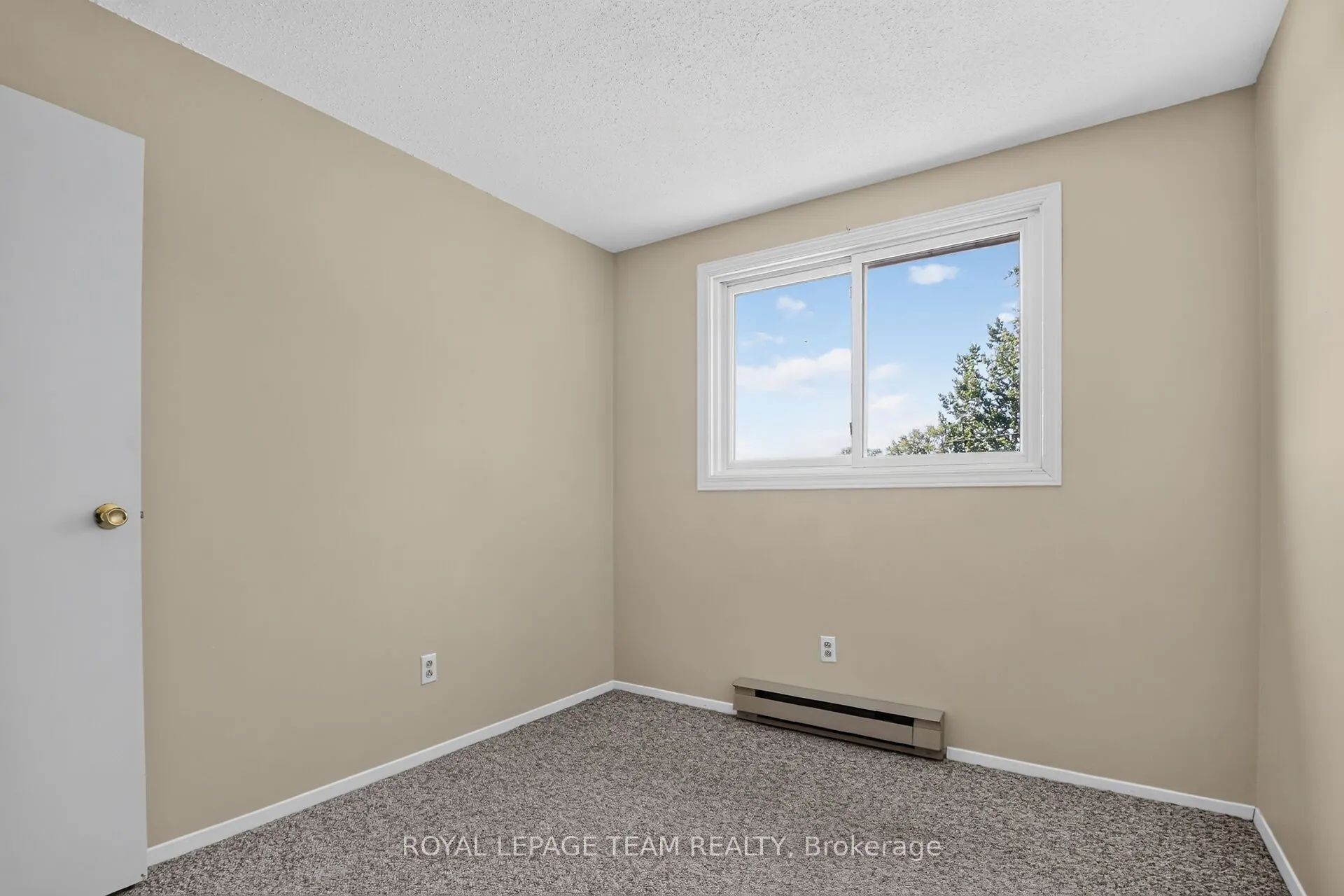 2 Charlotte Place #21