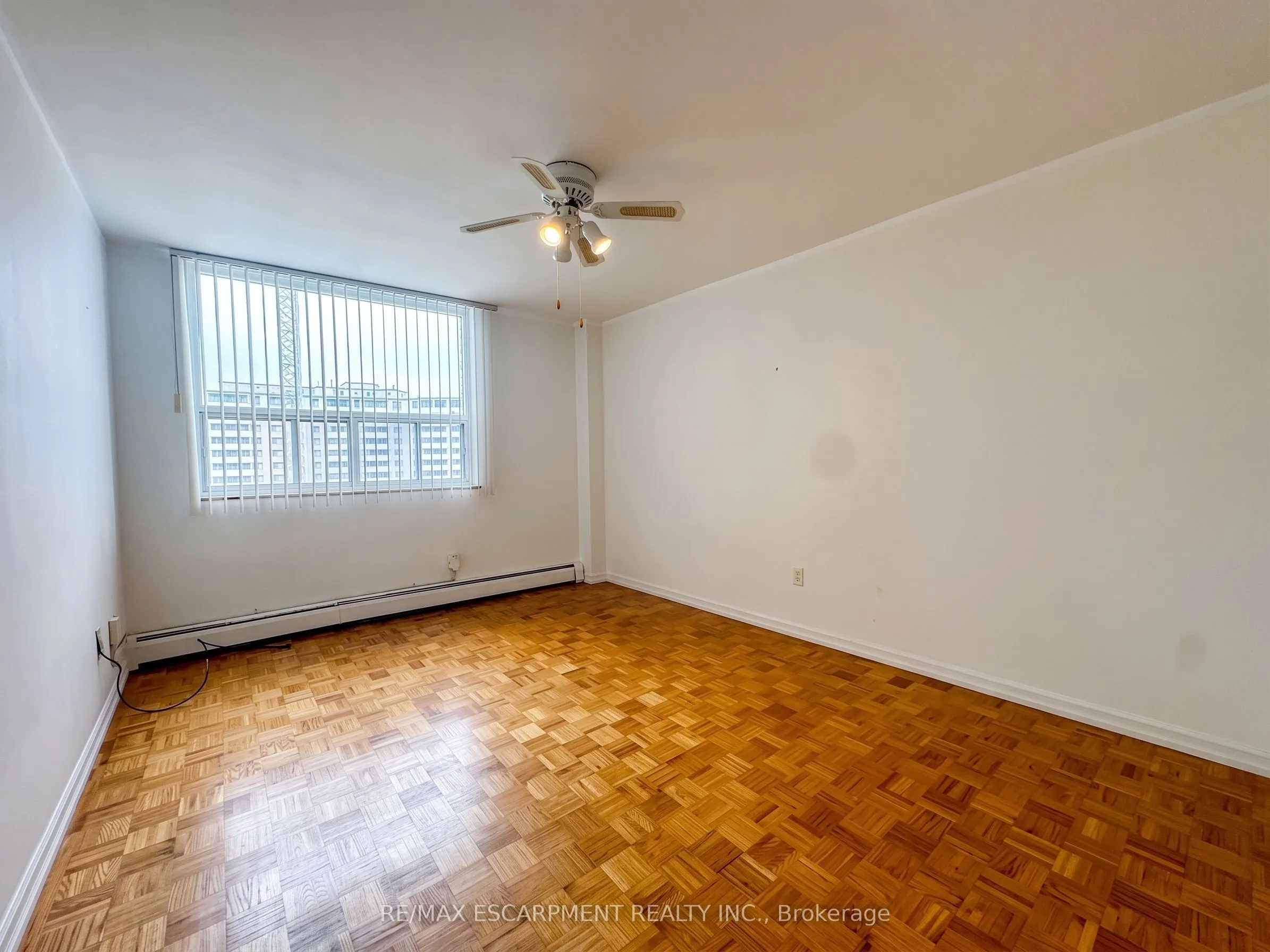 35 Towering Heights Boulevard #809