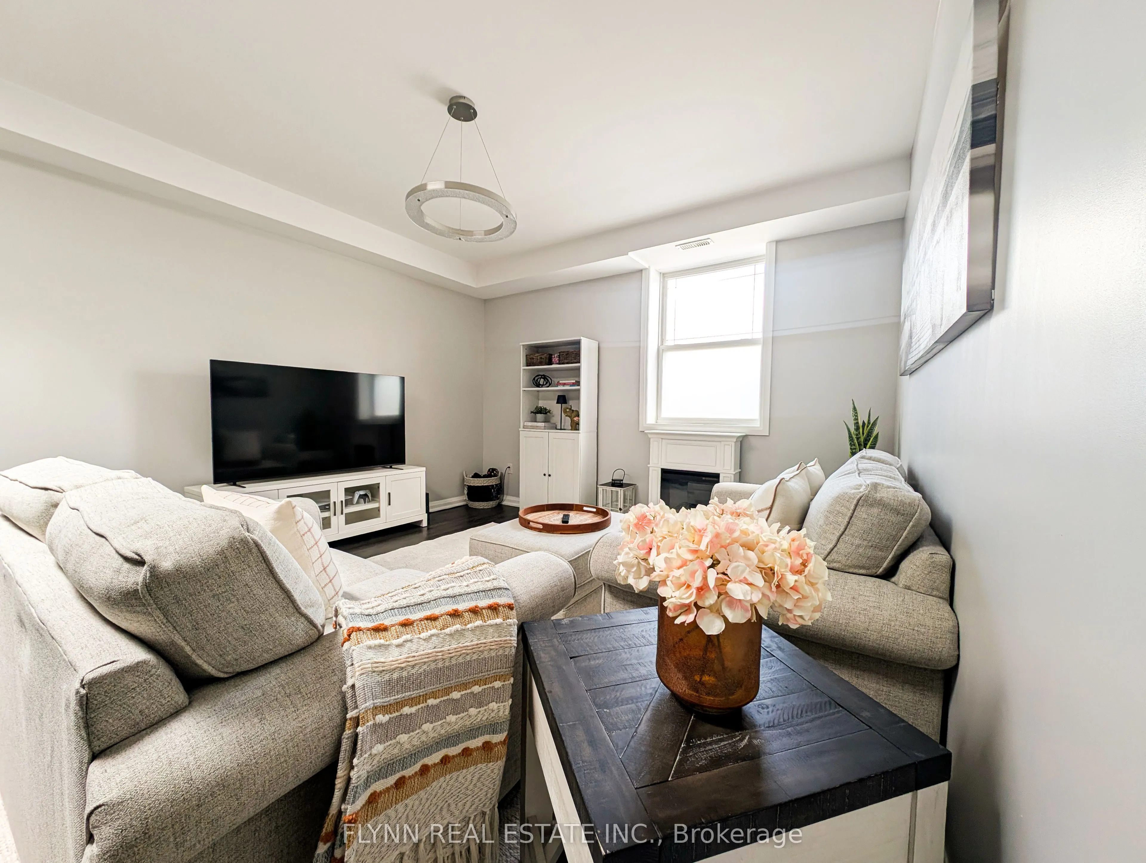 3710 Main Street #207