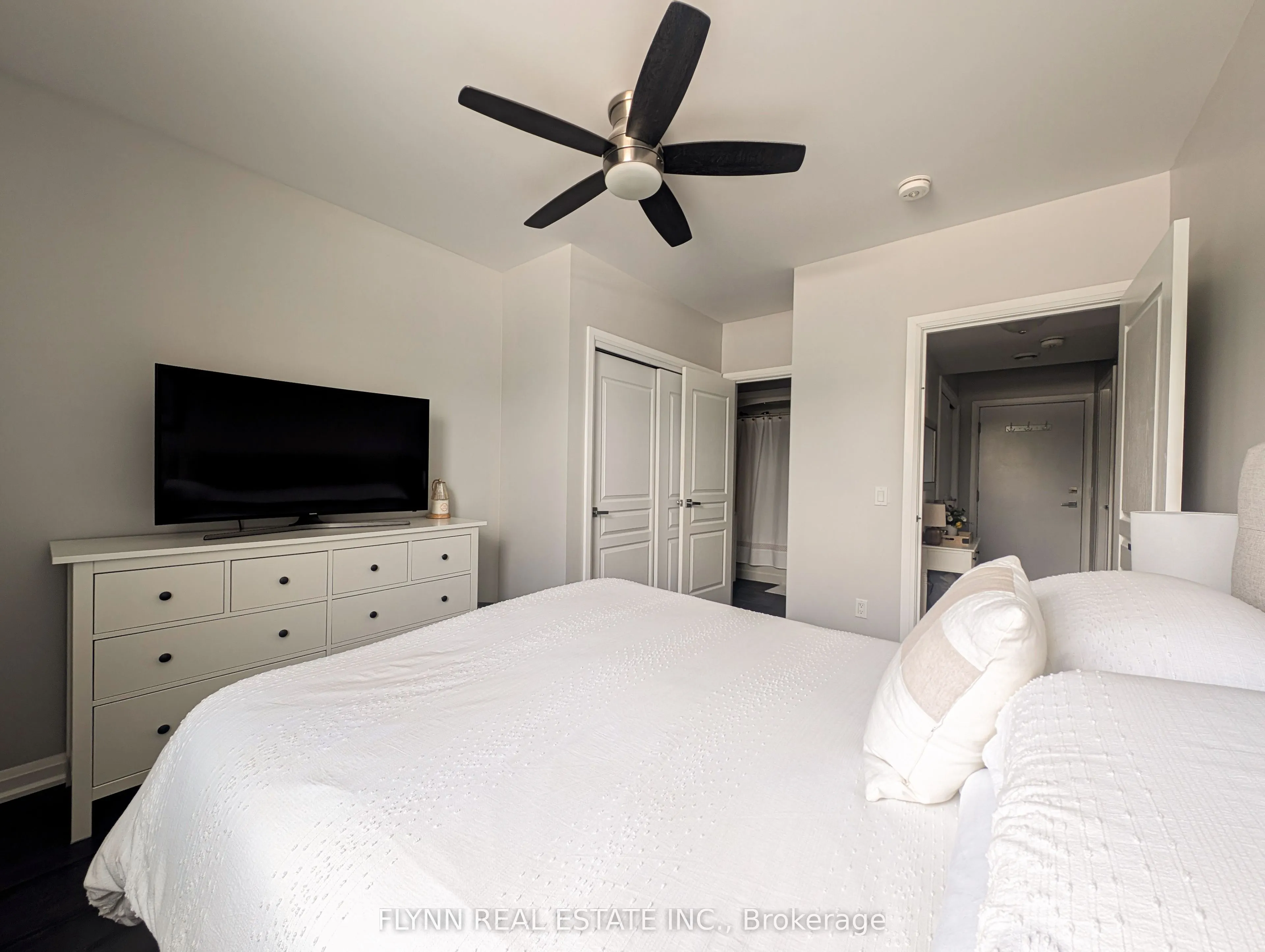 3710 Main Street #207