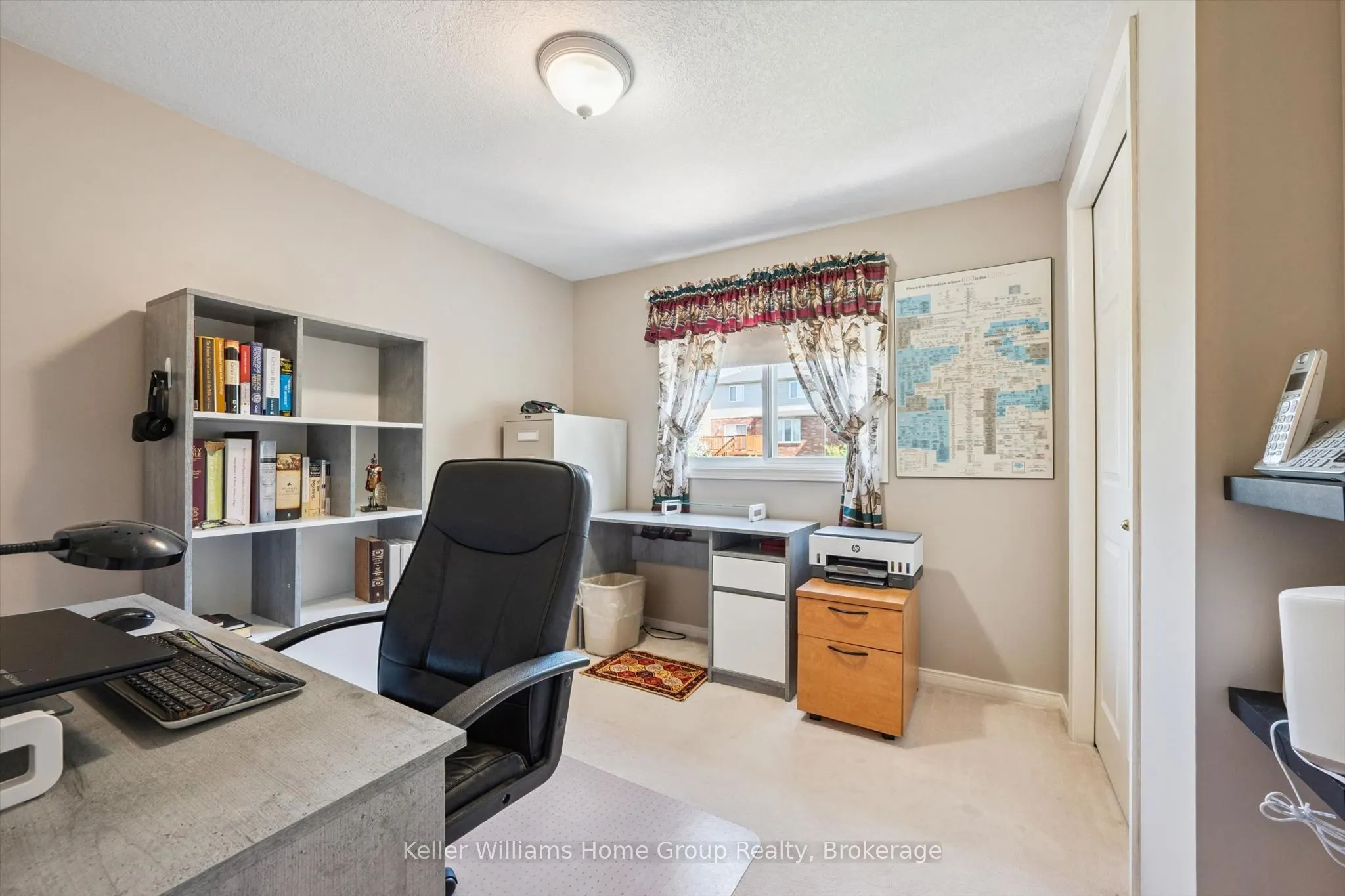 63 Boulder Crescent