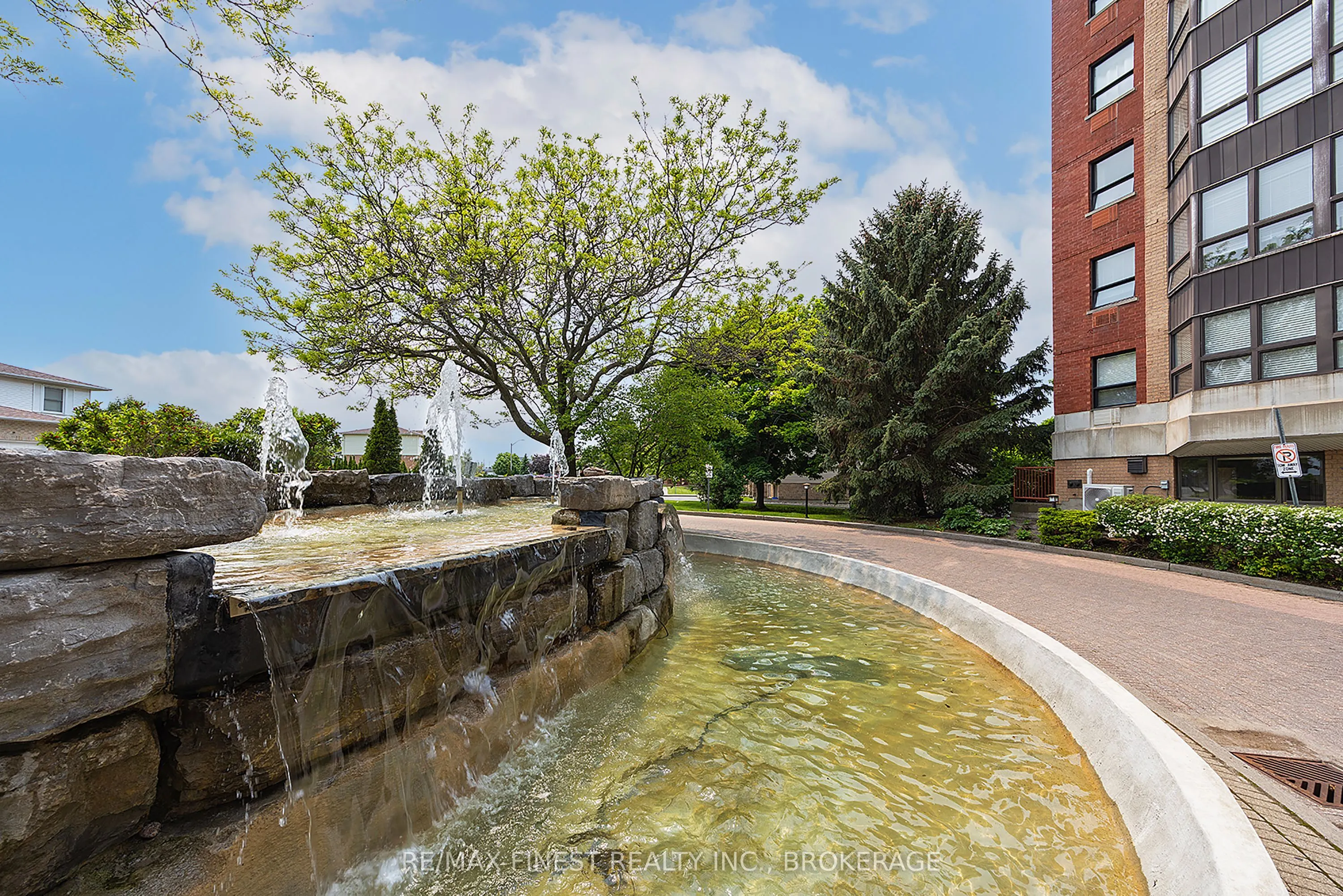 675 Davis Drive #601
