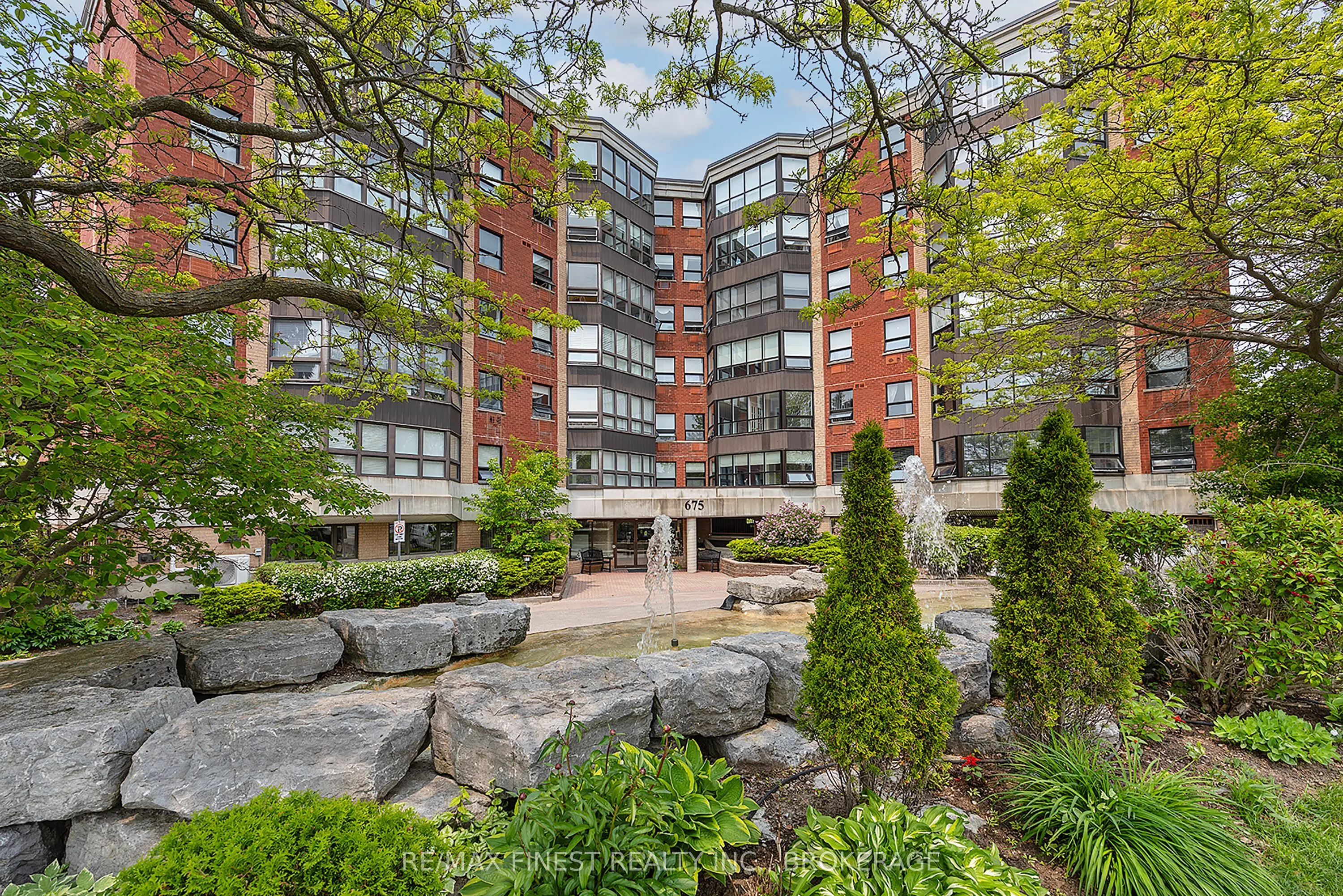 675 Davis Drive #601