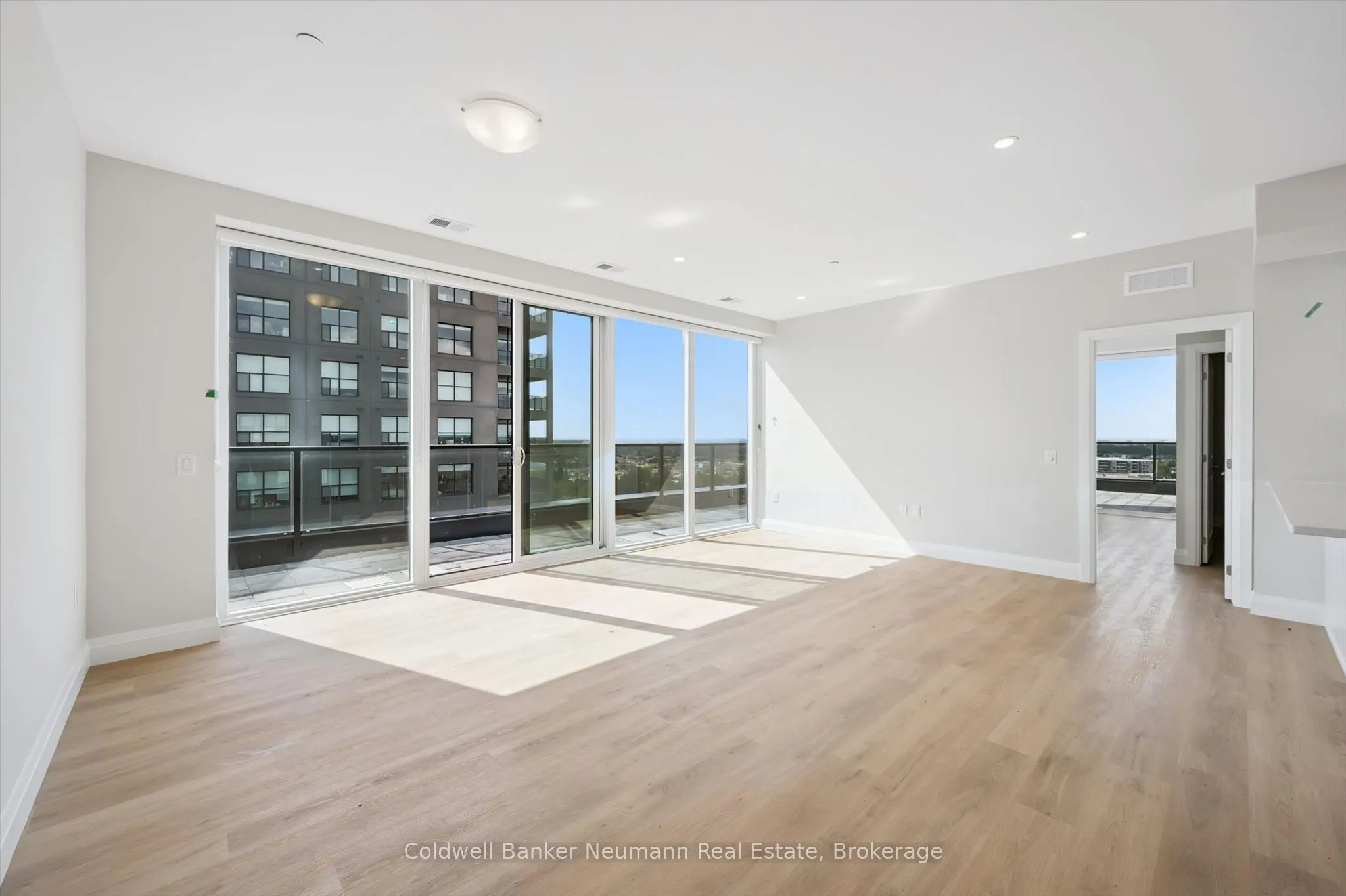 1882 Gordon Street #804