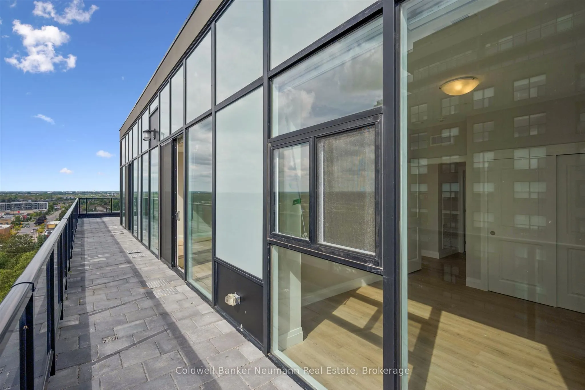 1882 Gordon Street #804