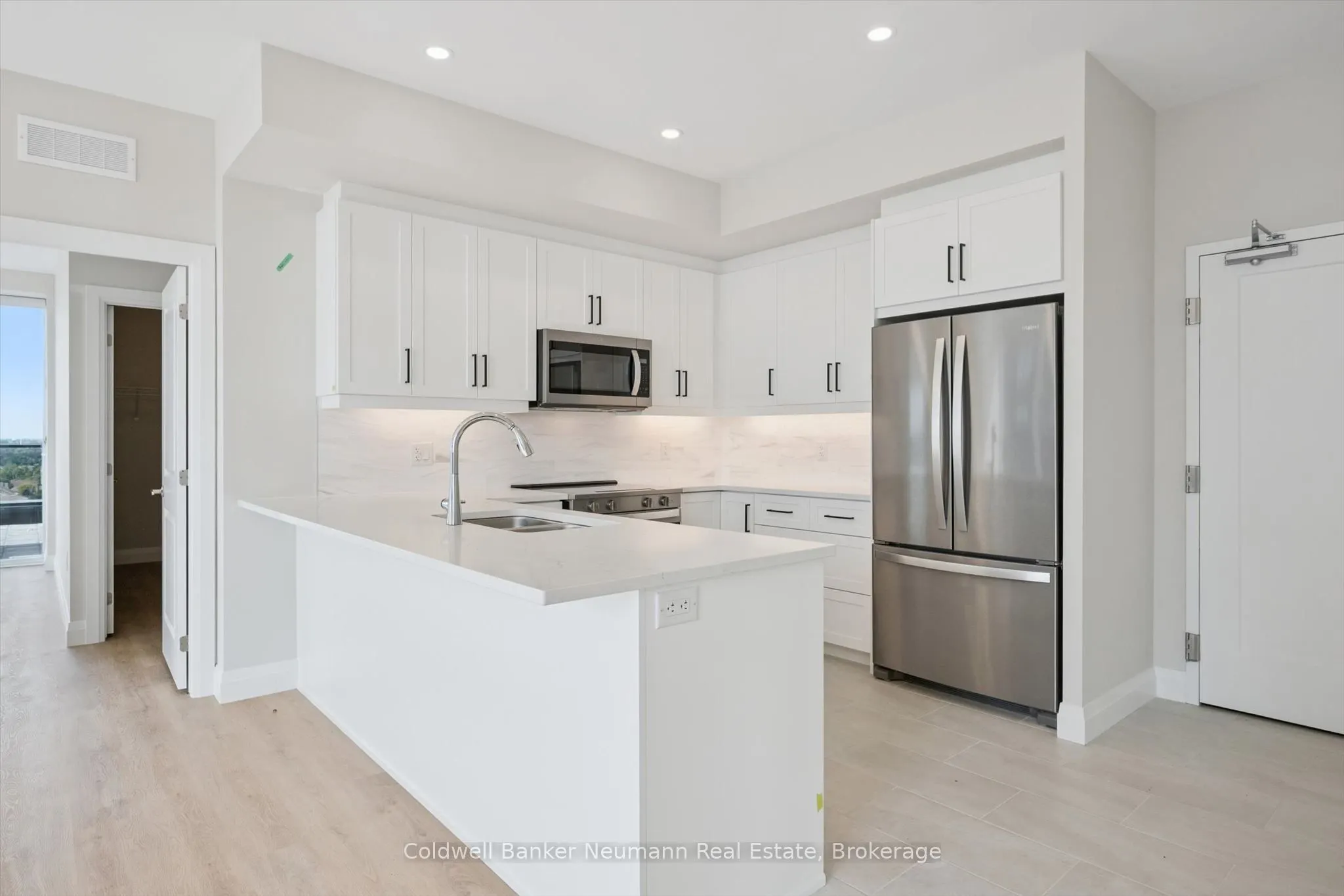 1882 Gordon Street #804
