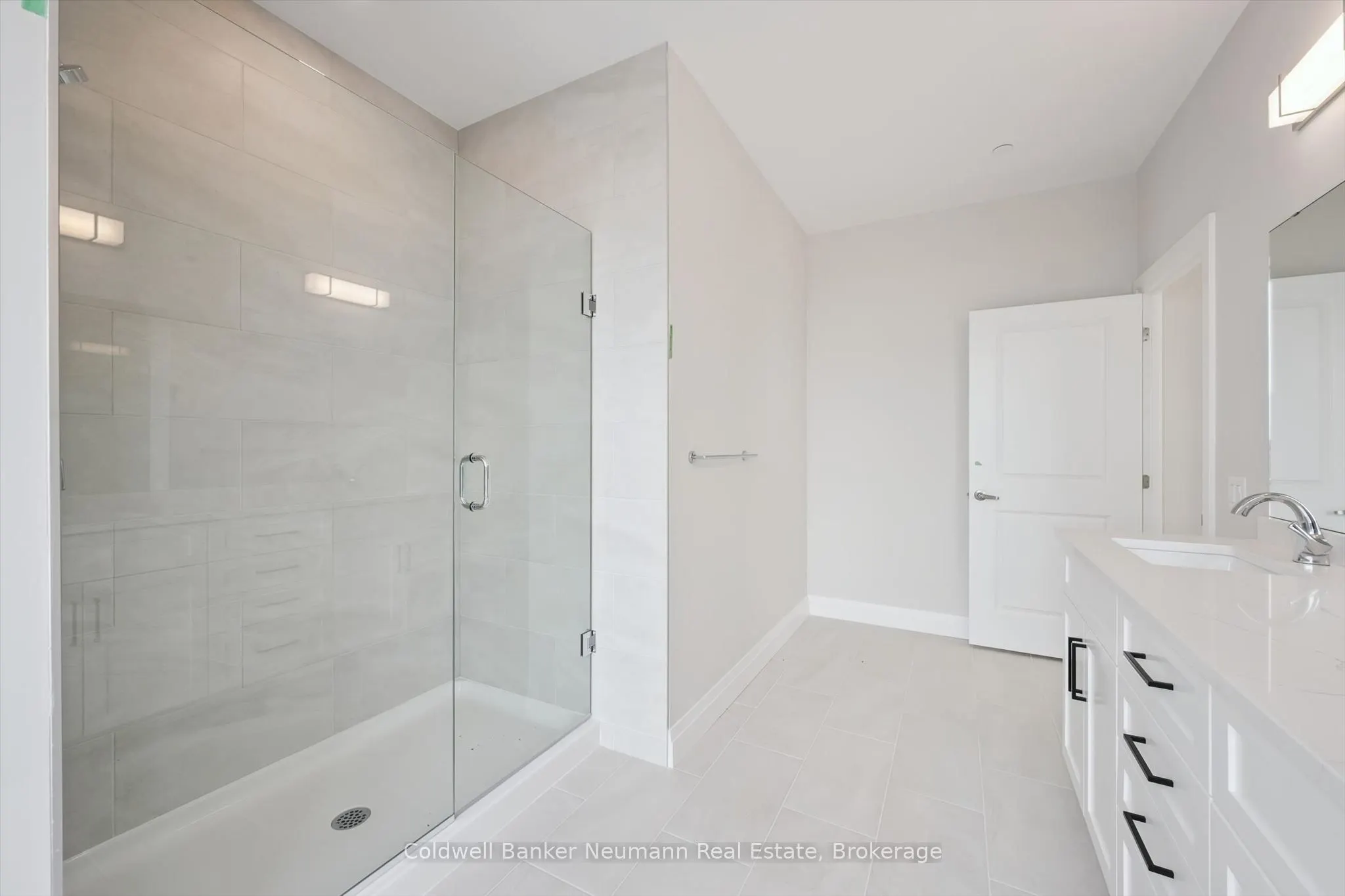 1882 Gordon Street #804