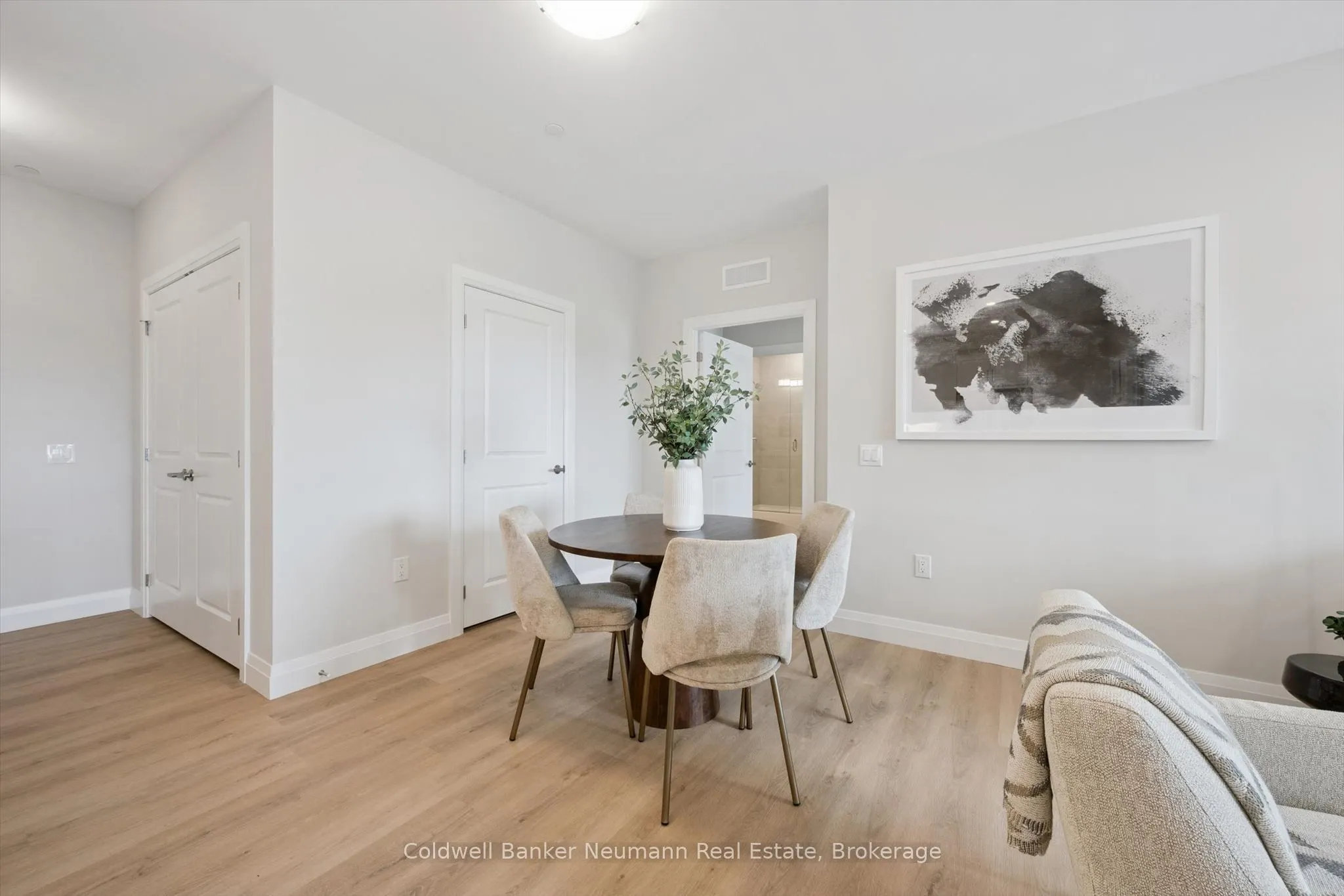 1882 Gordon Street #521
