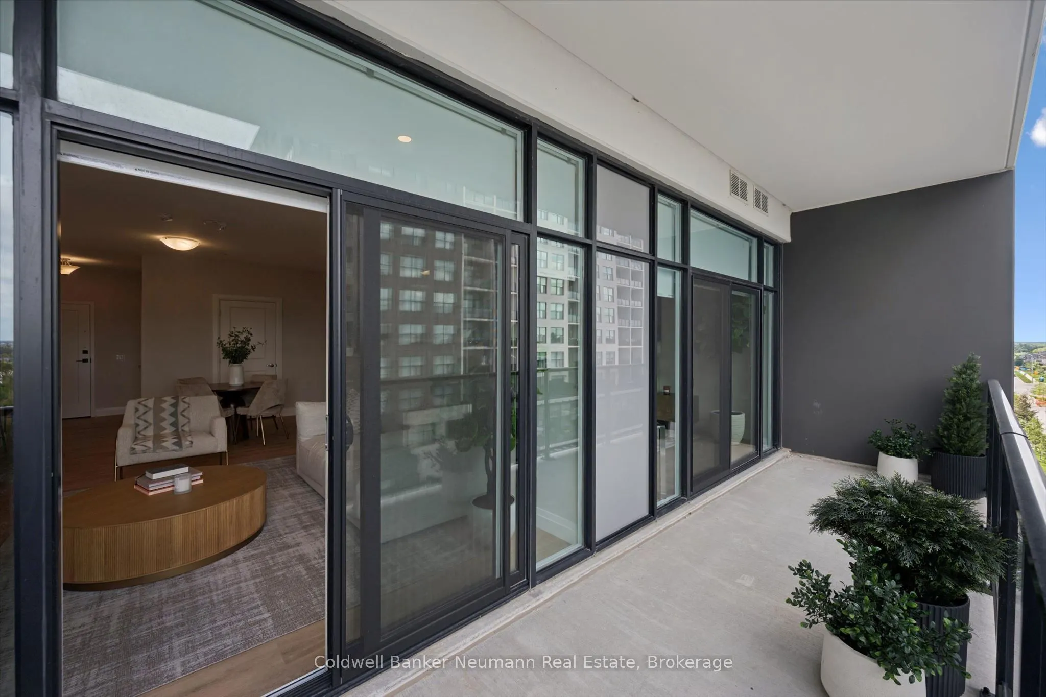 1882 Gordon Street #521
