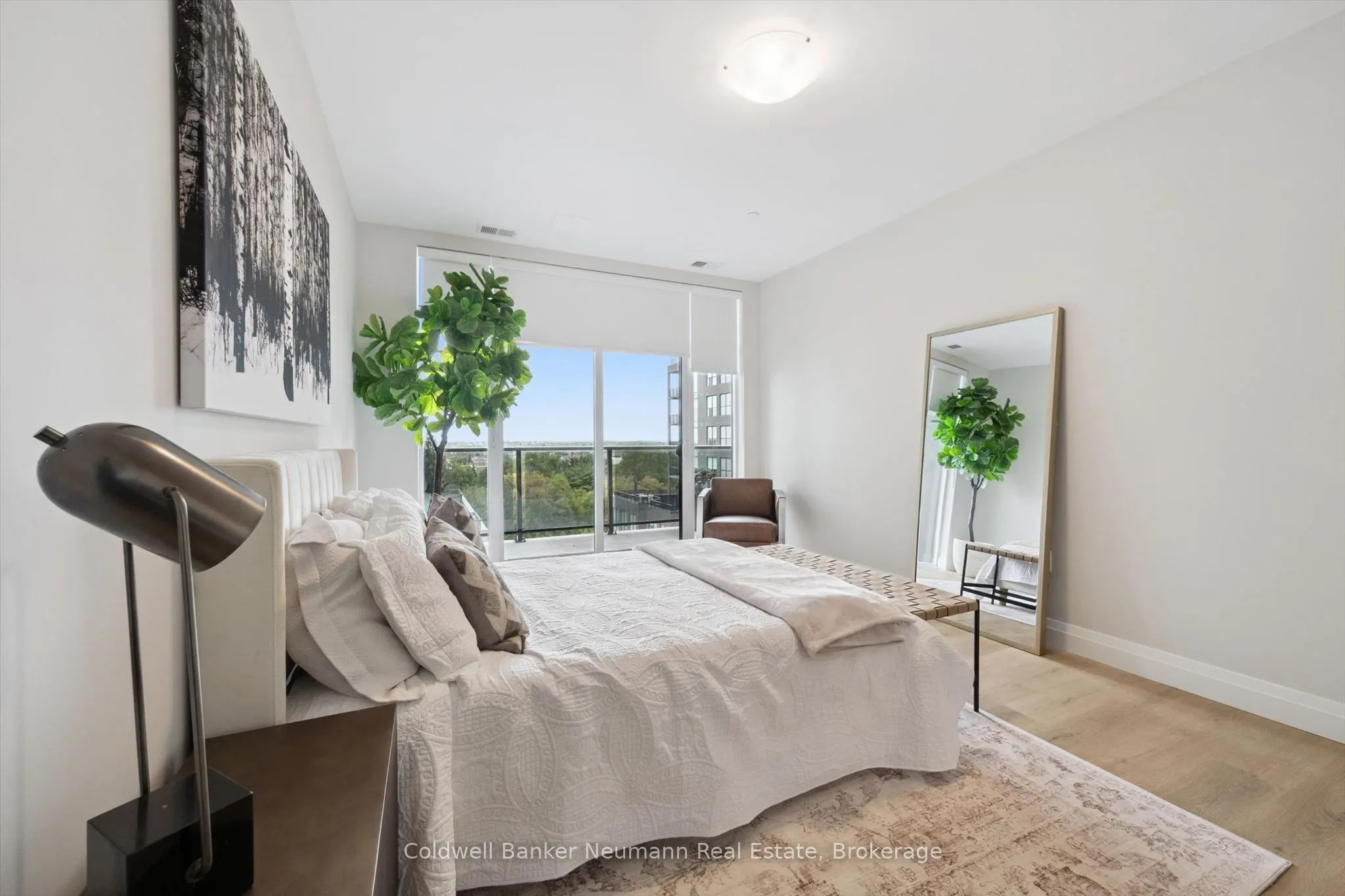 1882 Gordon Street #521