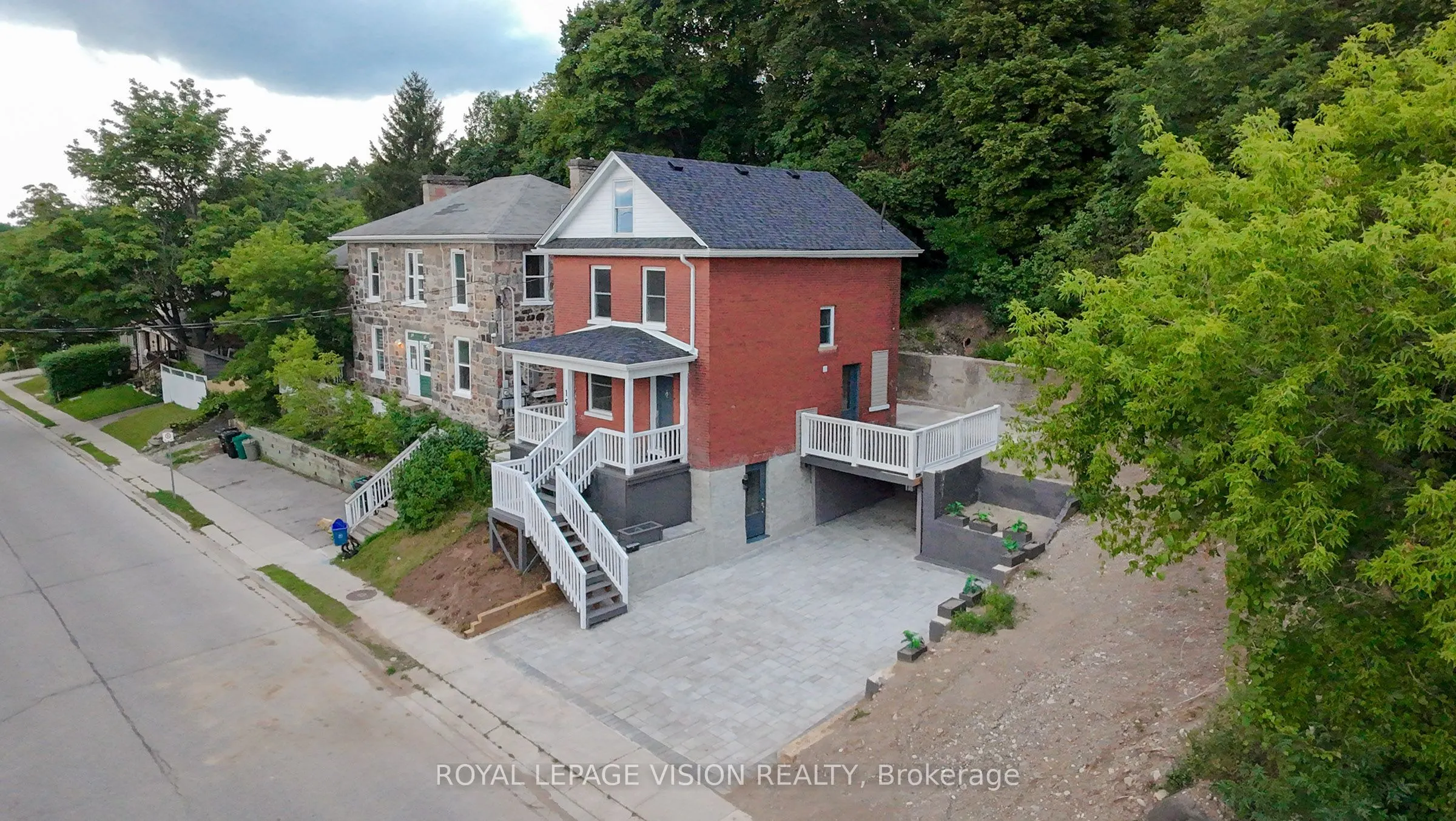 15 Shade Street
