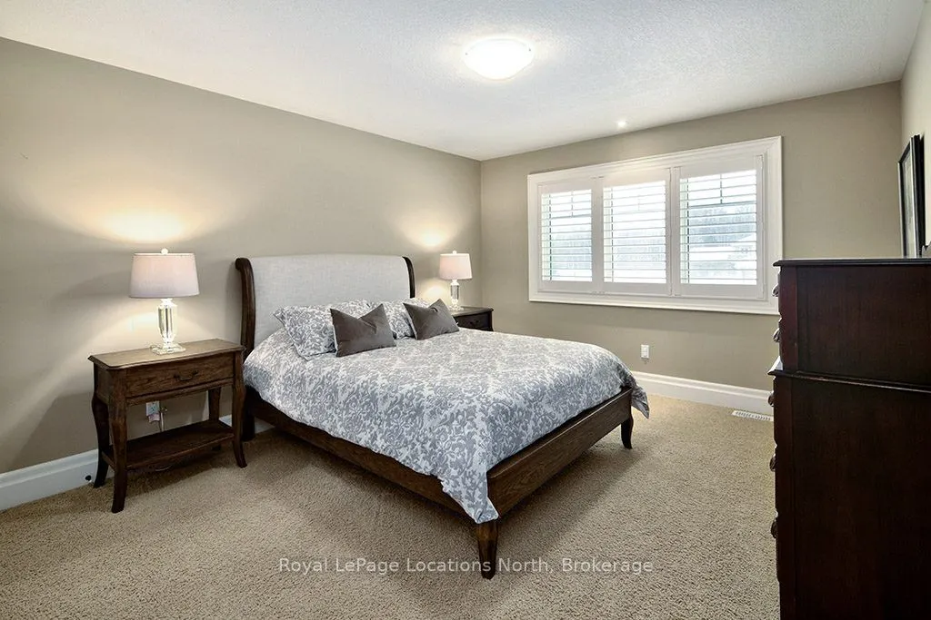 110 JOHN WATT Way