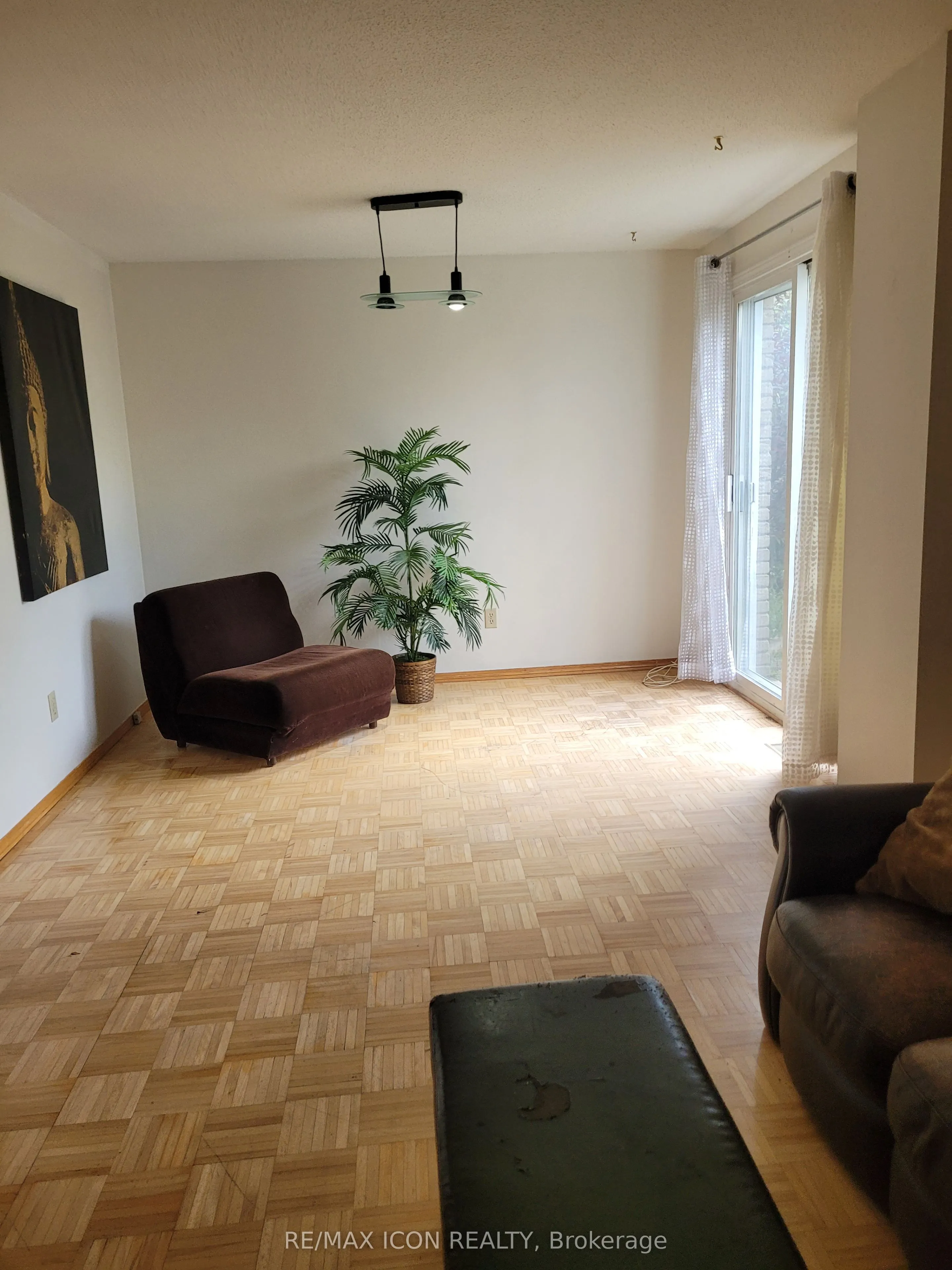 415 Morgan Avenue #28