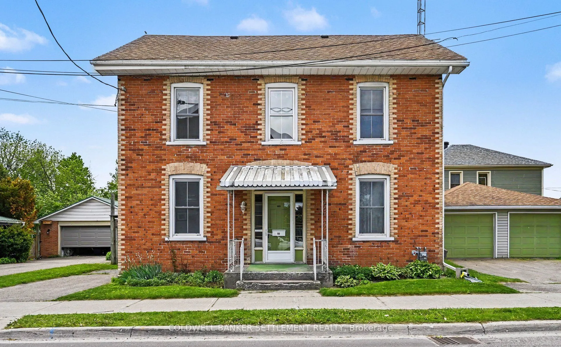 56 Drummond Street E