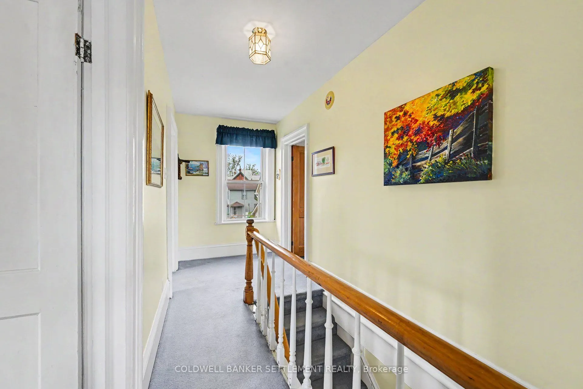 56 Drummond Street E