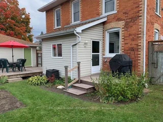 56 Drummond Street E