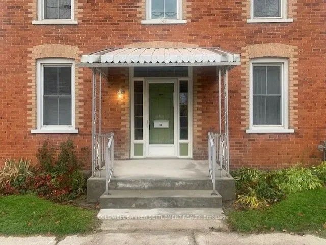 56 Drummond Street E