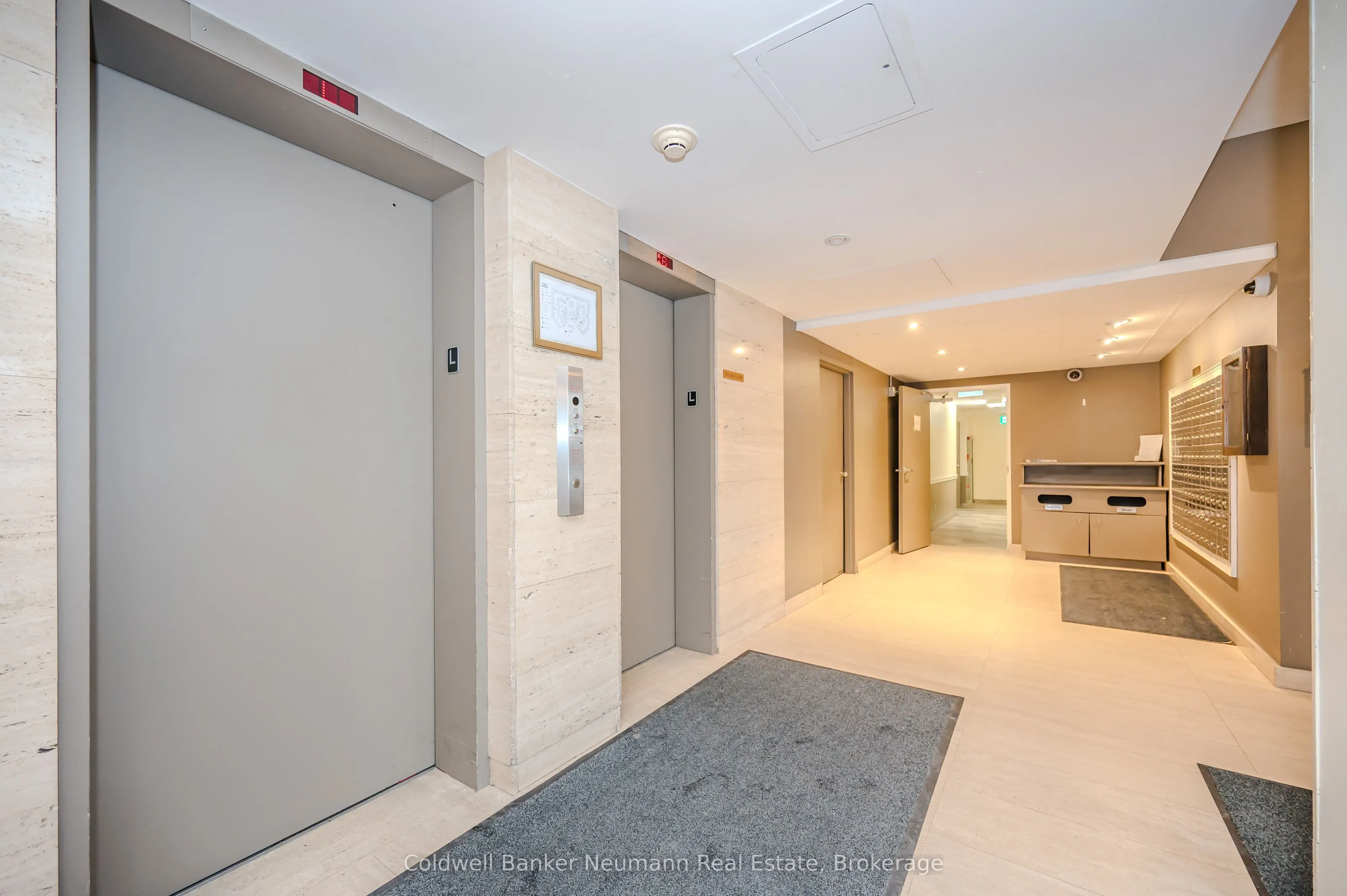 23 Woodlawn Road E #305