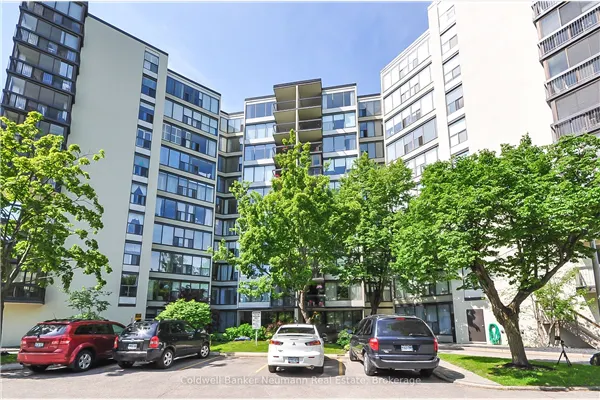 23 Woodlawn Road E