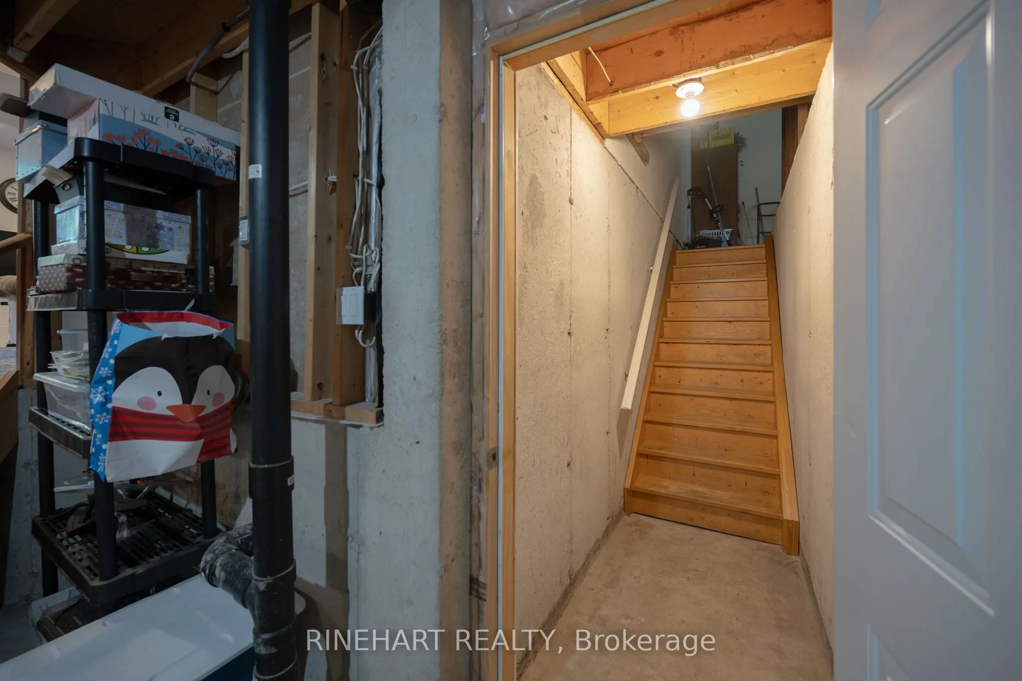 228 Boyd Boulevard